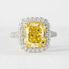 Shreve, Crump & Low GIA Certified 5.27 Carat Fancy Yellow Radiant Cut Plat Ring