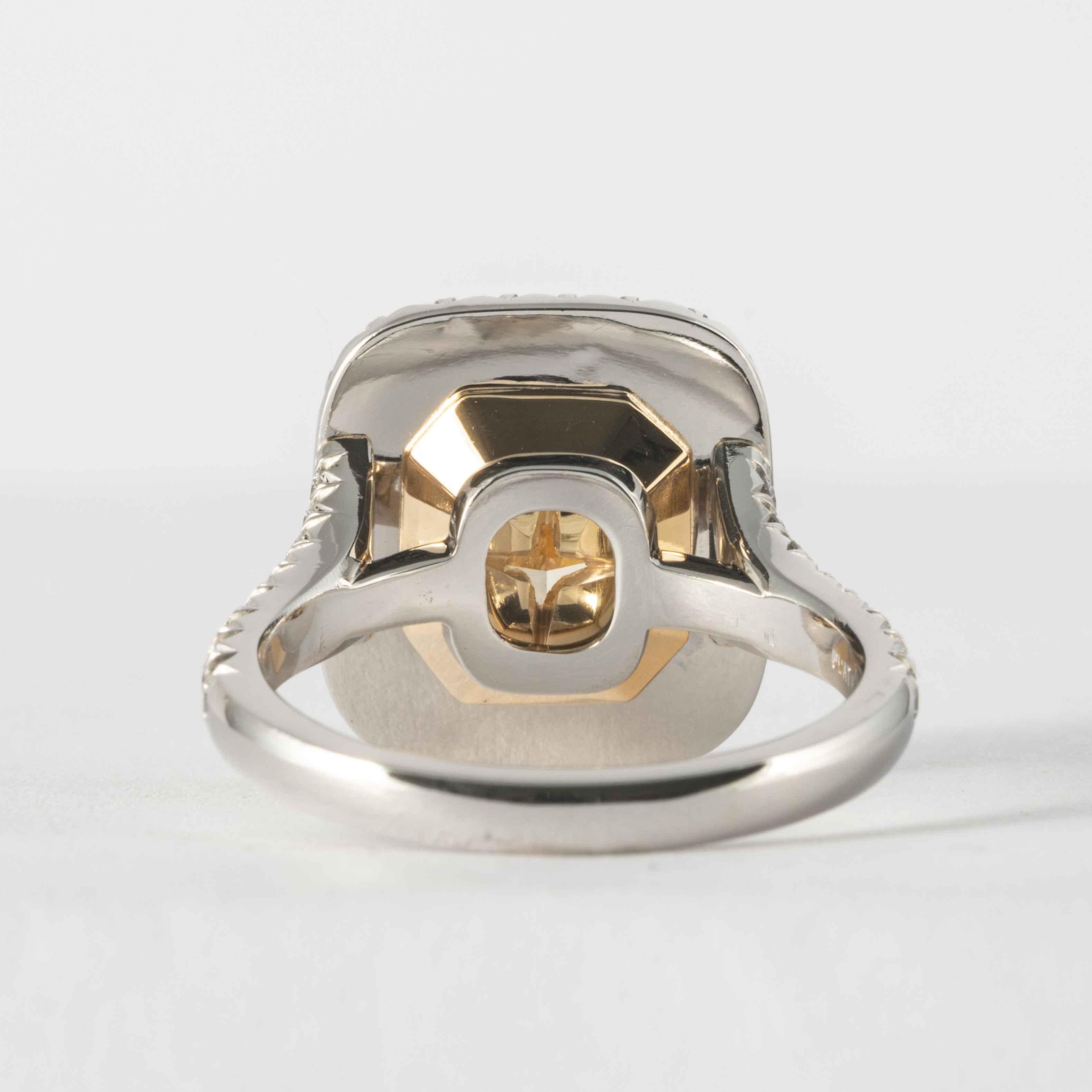 Women's or Men's Shreve, Crump & Low GIA Certified 5.27 Carat Fancy Yellow Radiant Cut Plat Ring For Sale