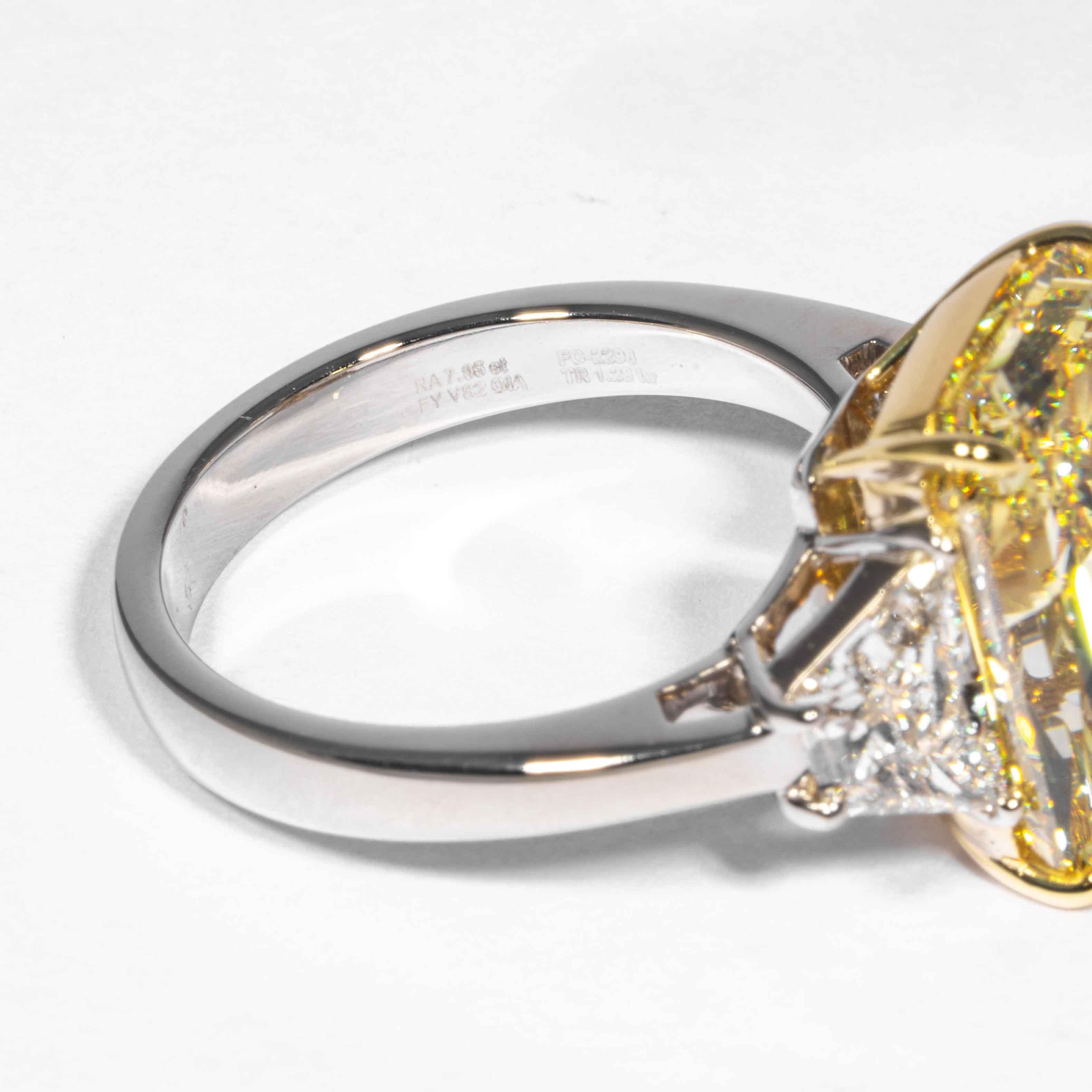 Radiant Cut Shreve, Crump & Low GIA Certified 7.95 Carat Fancy Yellow Radiant Diamond Ring For Sale