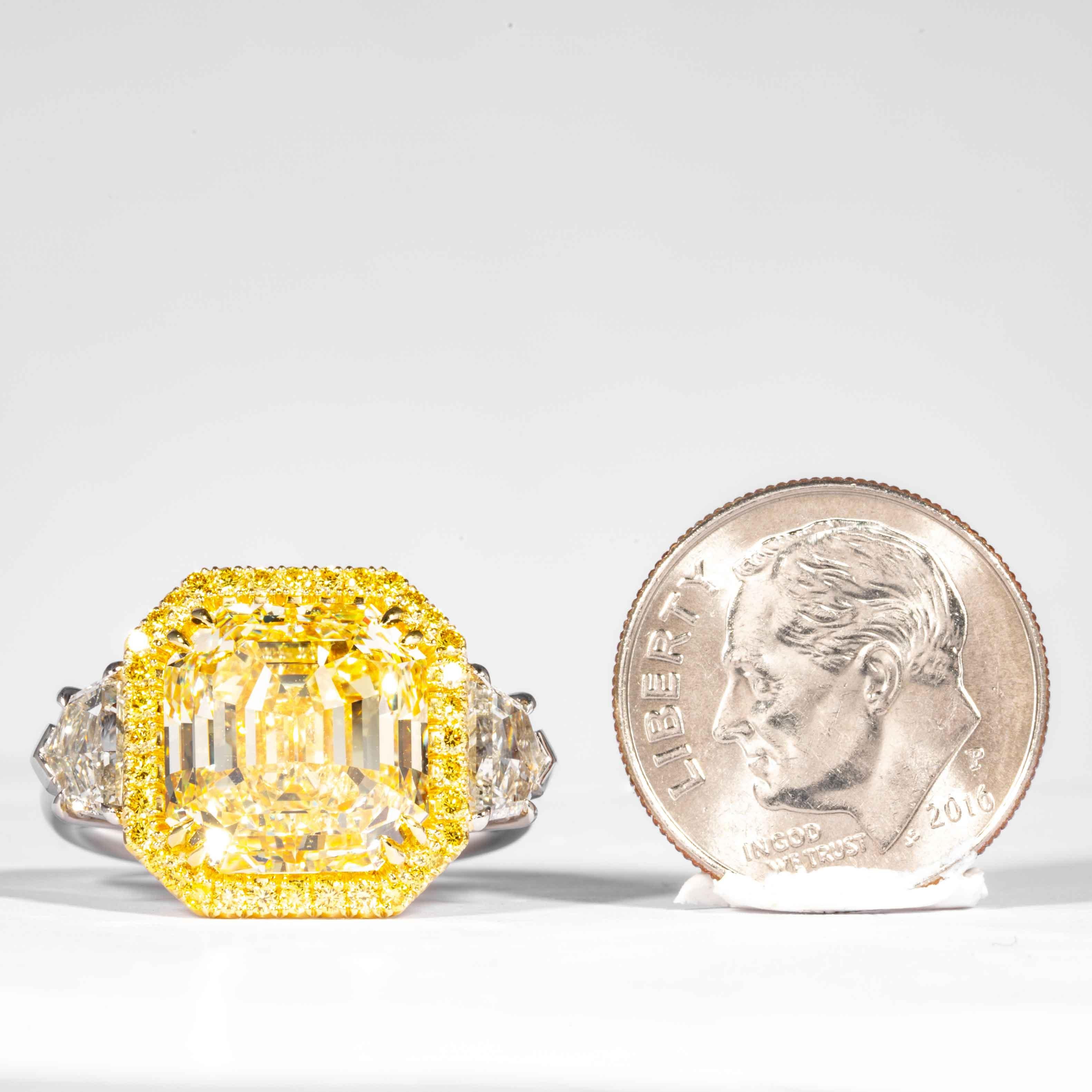 Shreve, Crump & Low GIA Certified 8.02 Carat Fancy Yellow Asscher Diamond Ring For Sale 3