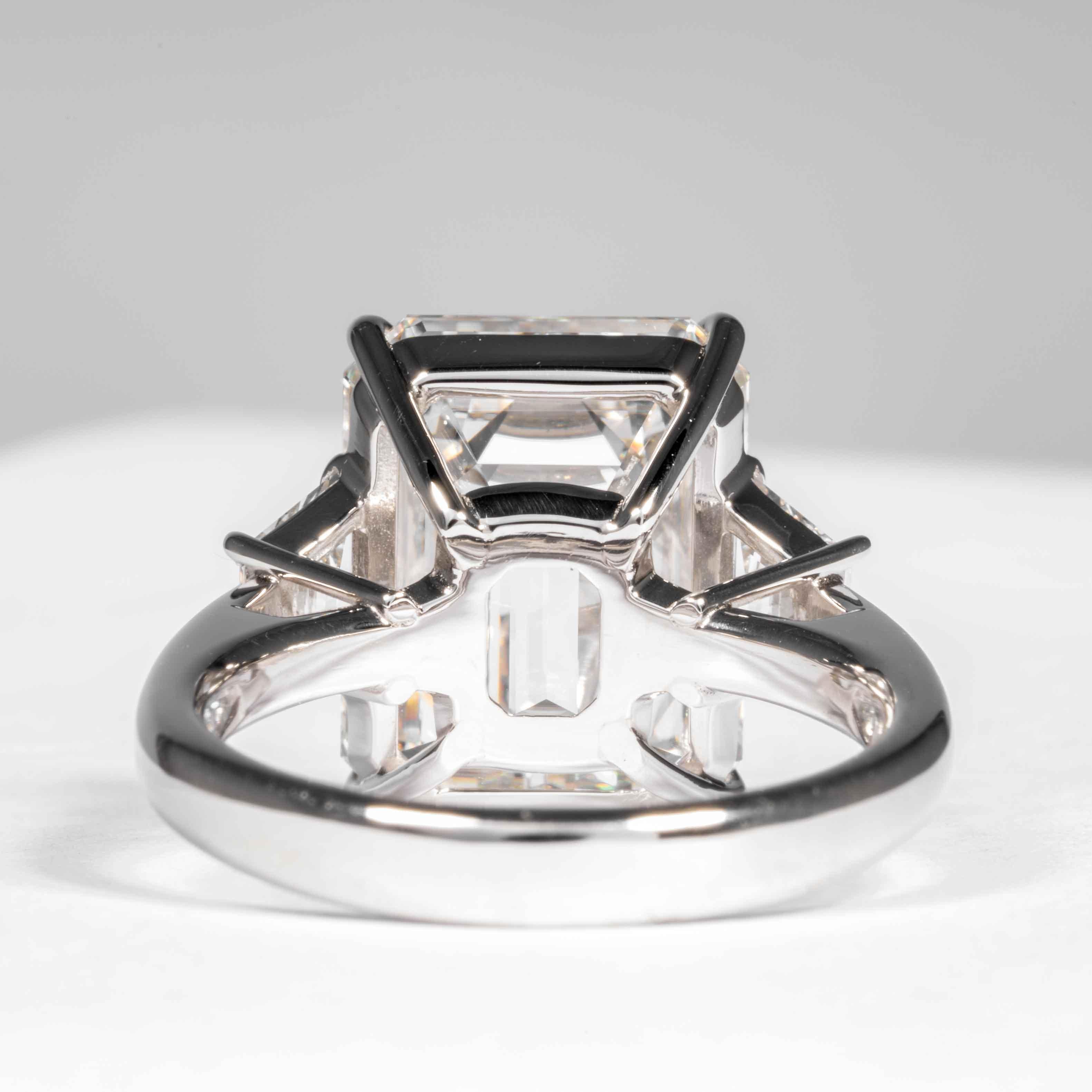 Bague Shreve, Crump & Low avec diamant taille émeraude de 8,97 carats certifié GIA, G VS2 en vente 1