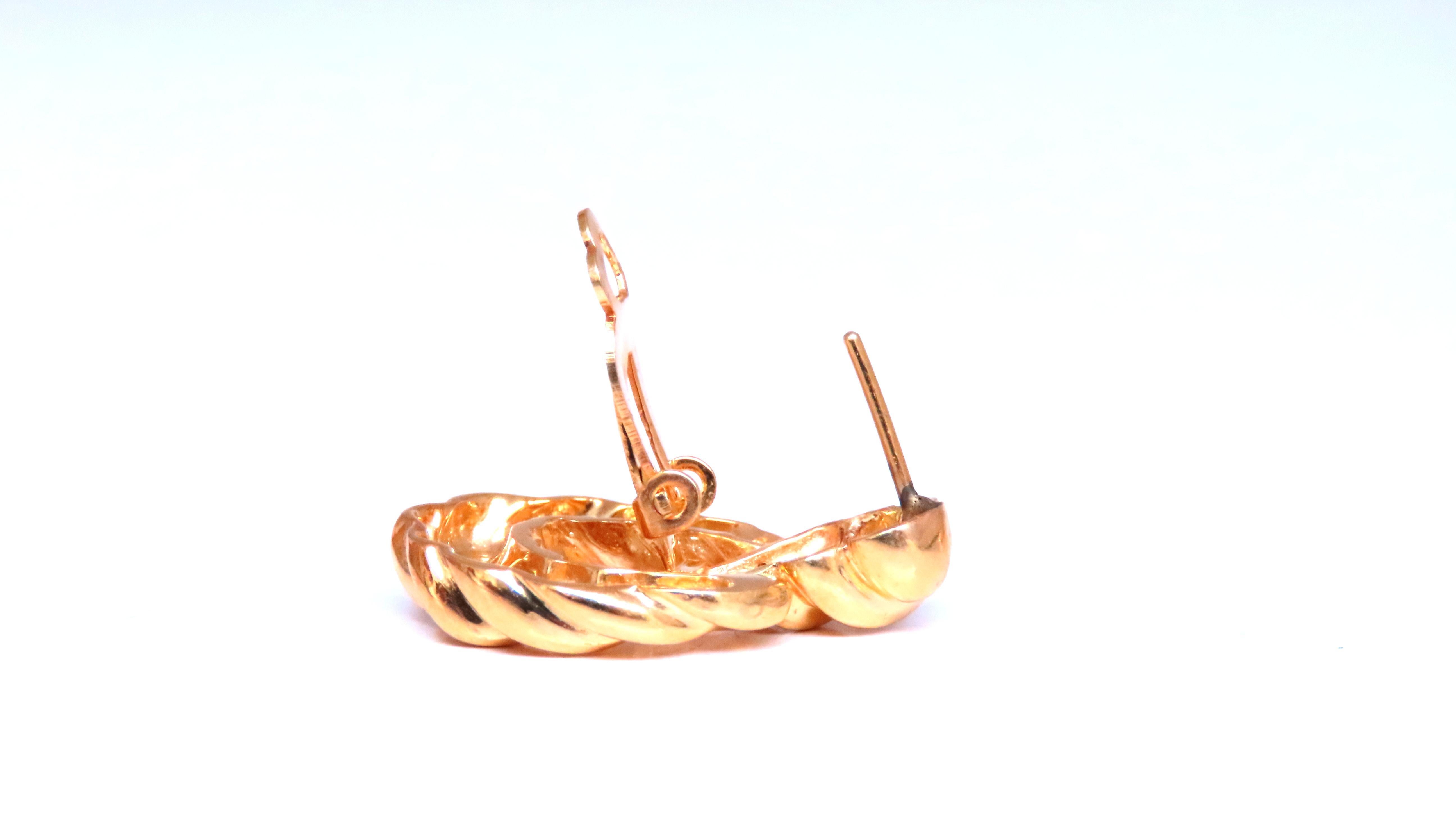 gut gemachte Krabbenklopfer Ohrringe zum Anhängen 
28 x 18mm 
14kt Gelbgold 14,7 Gramm
bequeme Clips