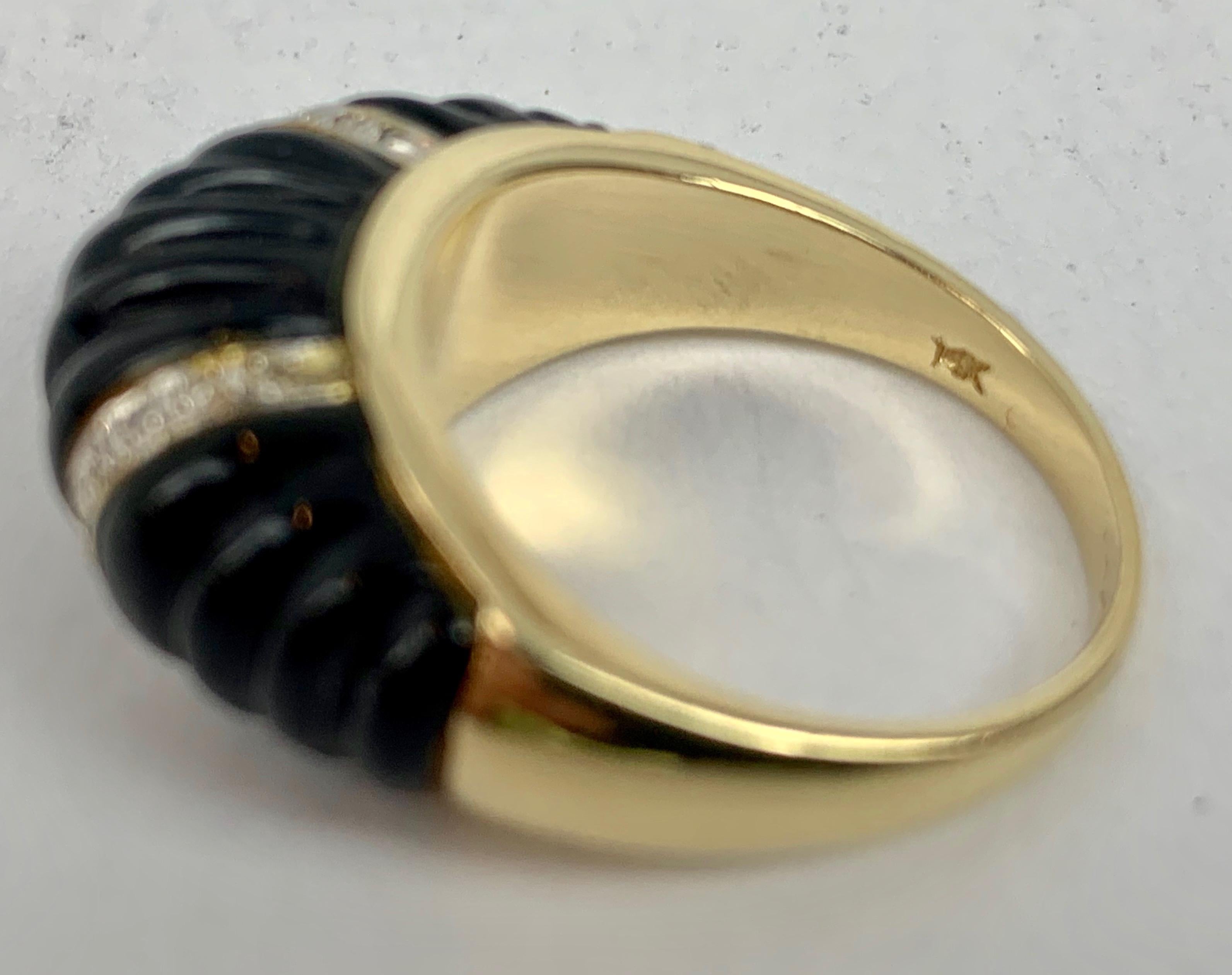   Shrimp Style Ring with Carved Onyx and Diamonds set in 14K Yellow Gold In Good Condition In West Palm Beach, FL