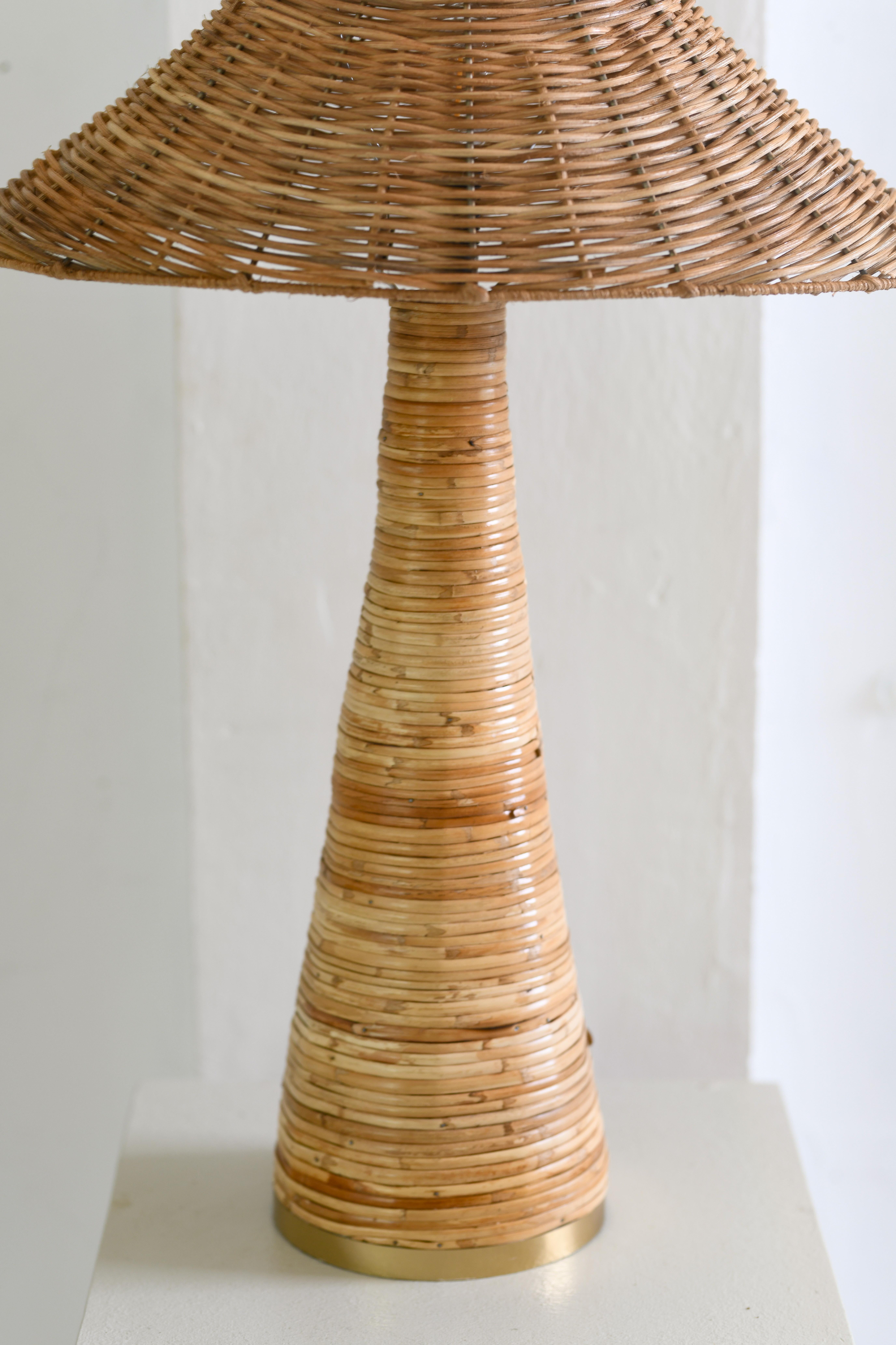 Rattan Table Lamp Wicker Shade In Excellent Condition For Sale In Oxford, GB