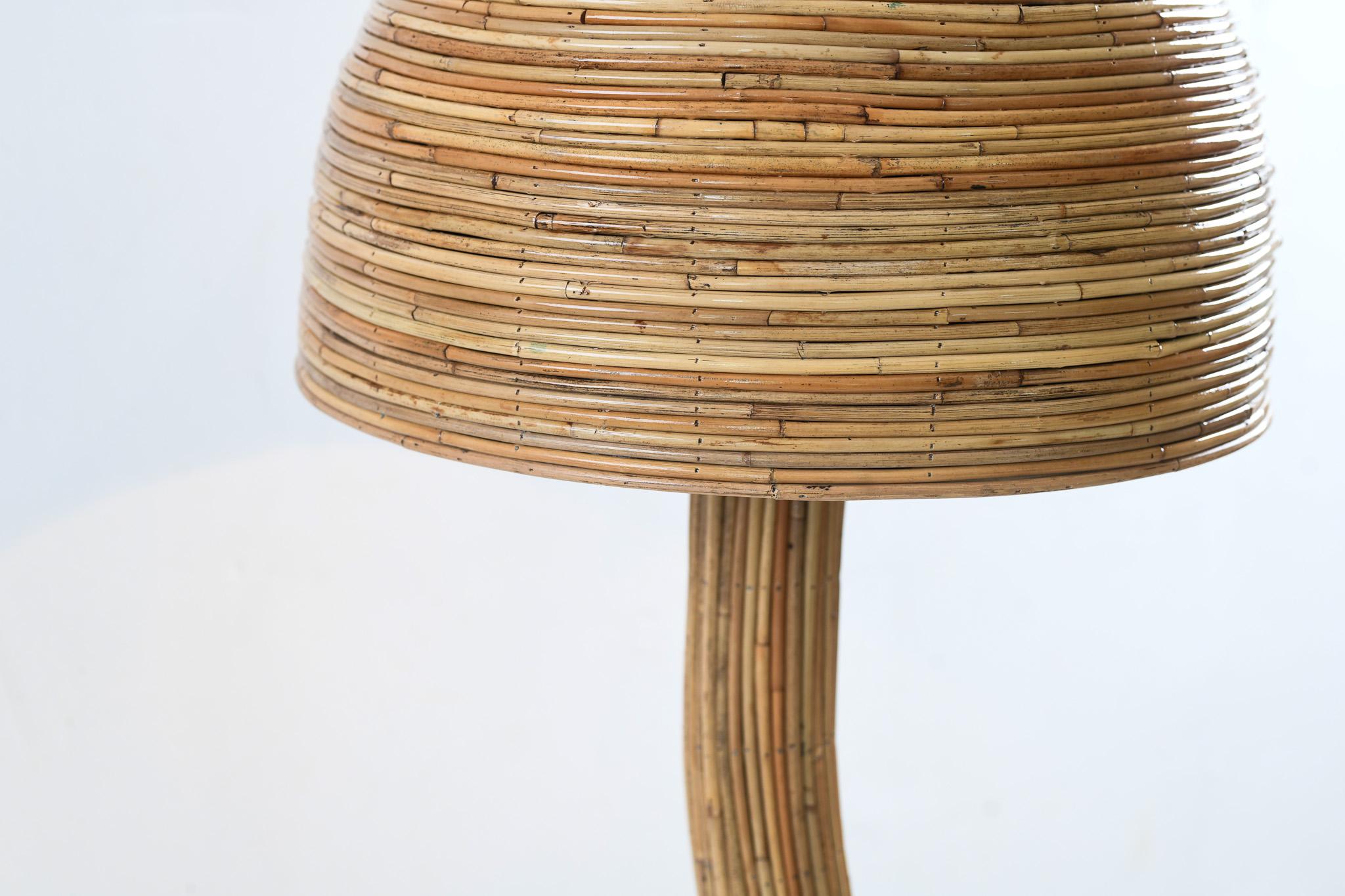 Lámpara de pie Shroom 003 Pencil Reed Ratán en venta