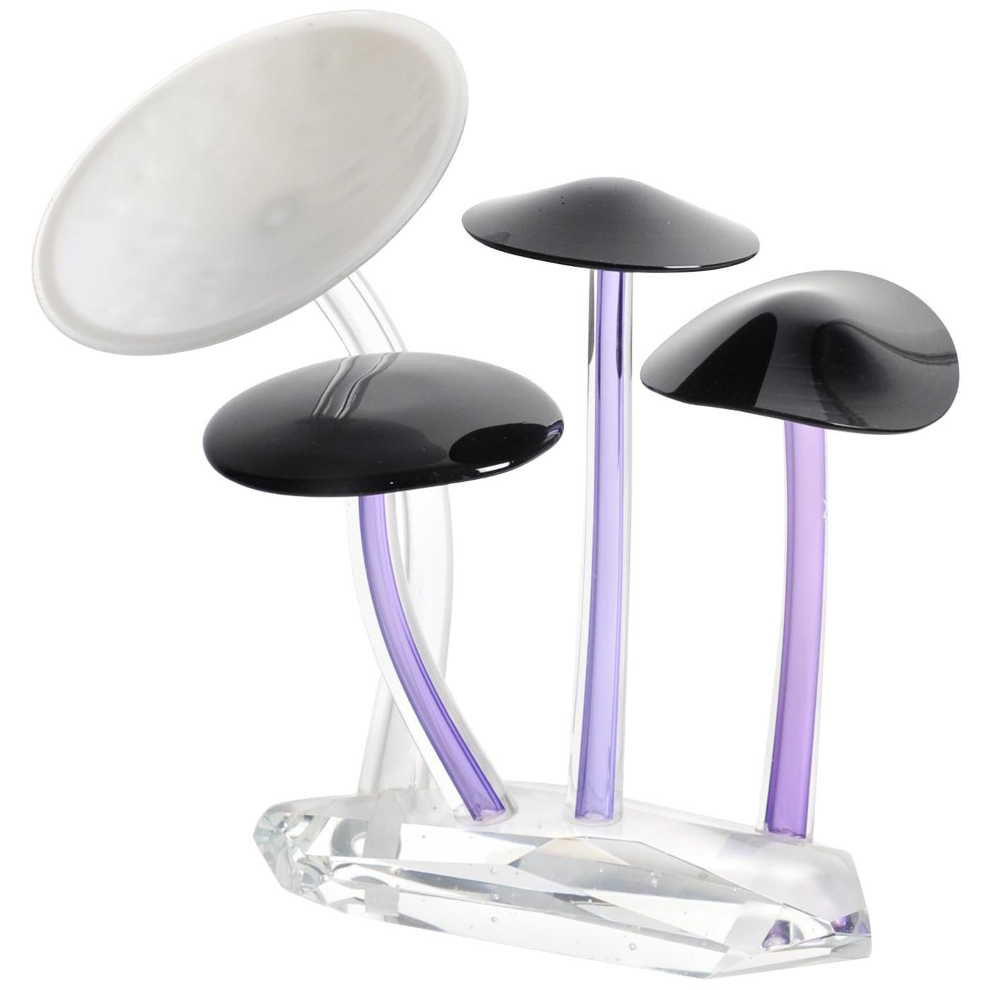 Shroomz-Skulptur aus geblasenem Glas in Violett und Weiß im Angebot