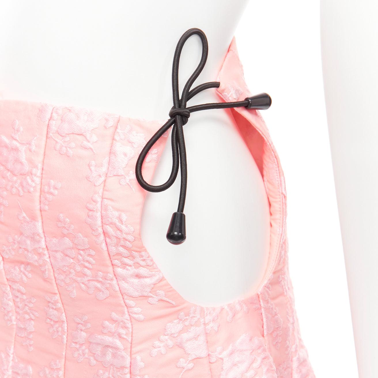 SHU SHU TONG light pink cloque bungee cord cut out waist flared skirt UK6 XS
Reference: AAWC/A00591
Brand: Shushu Tong
Collection: 2021 AW
Material: Polyester, Nylon
Color: Pink
Pattern: Floral
Closure: Zip
Lining: Pink Polyester
Extra Details: Cord