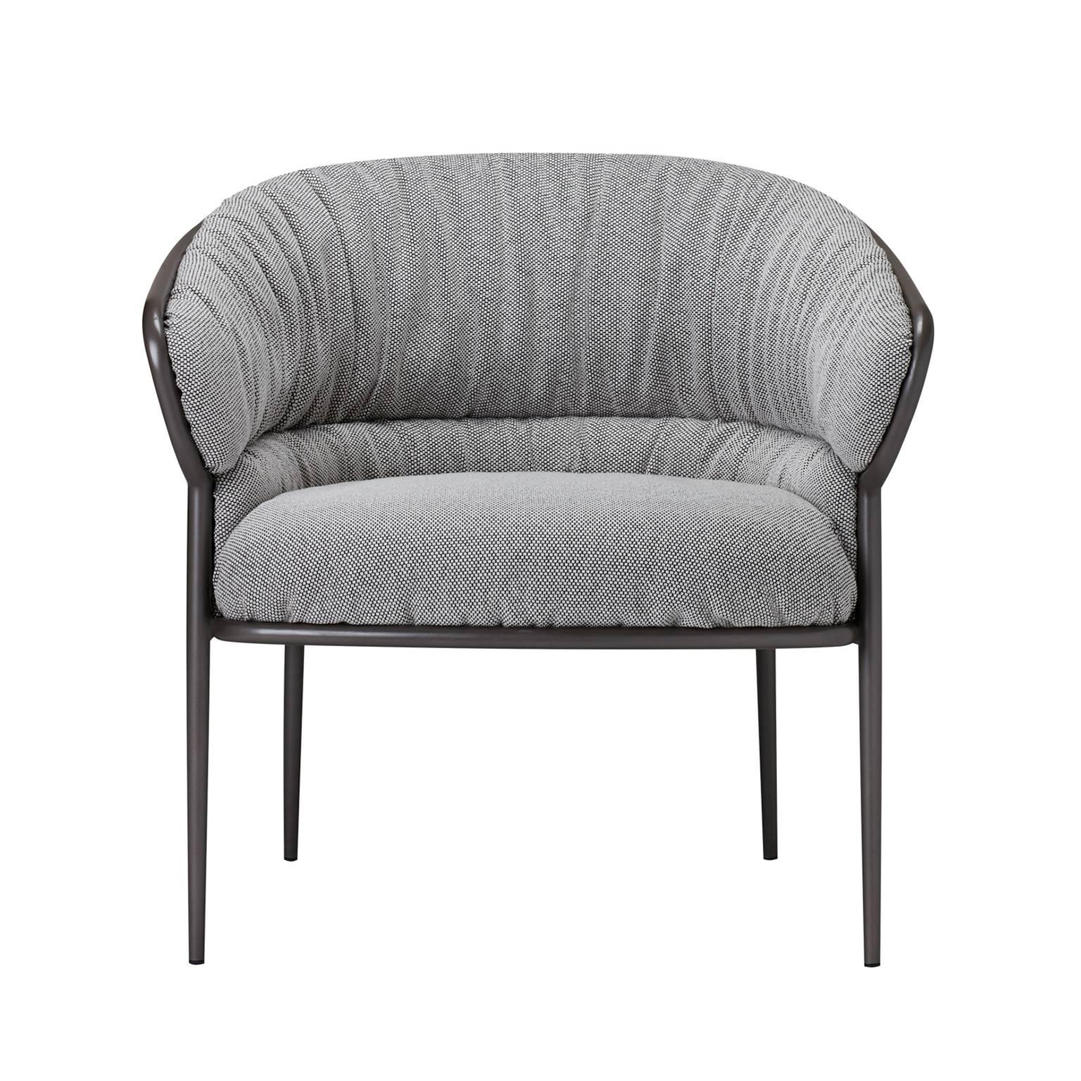Italian SP01 Shu-Ying Armchair in OSLO Pepper Fabric, Made in Italy For Sale