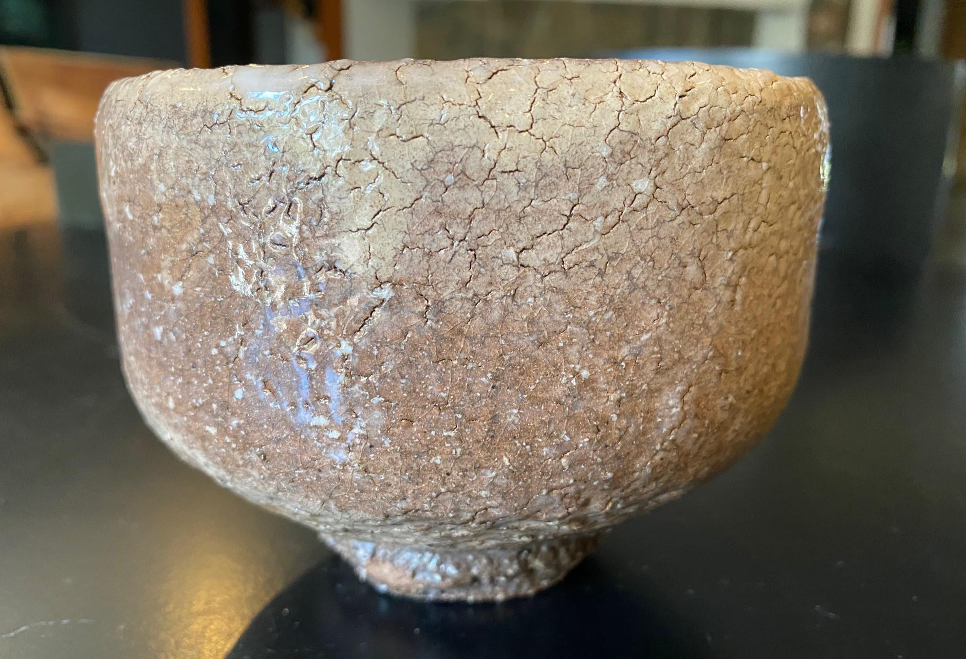 Fine XX secolo Ciotola in ceramica giapponese Hagi Ware firmata da Shuen Yoshida con scatola in vendita