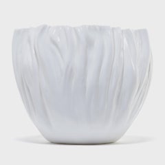"Shui" Porcelain Vase by Xie Dong