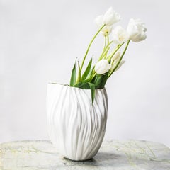 "Shui" Porcelain Vase by Xie Dong