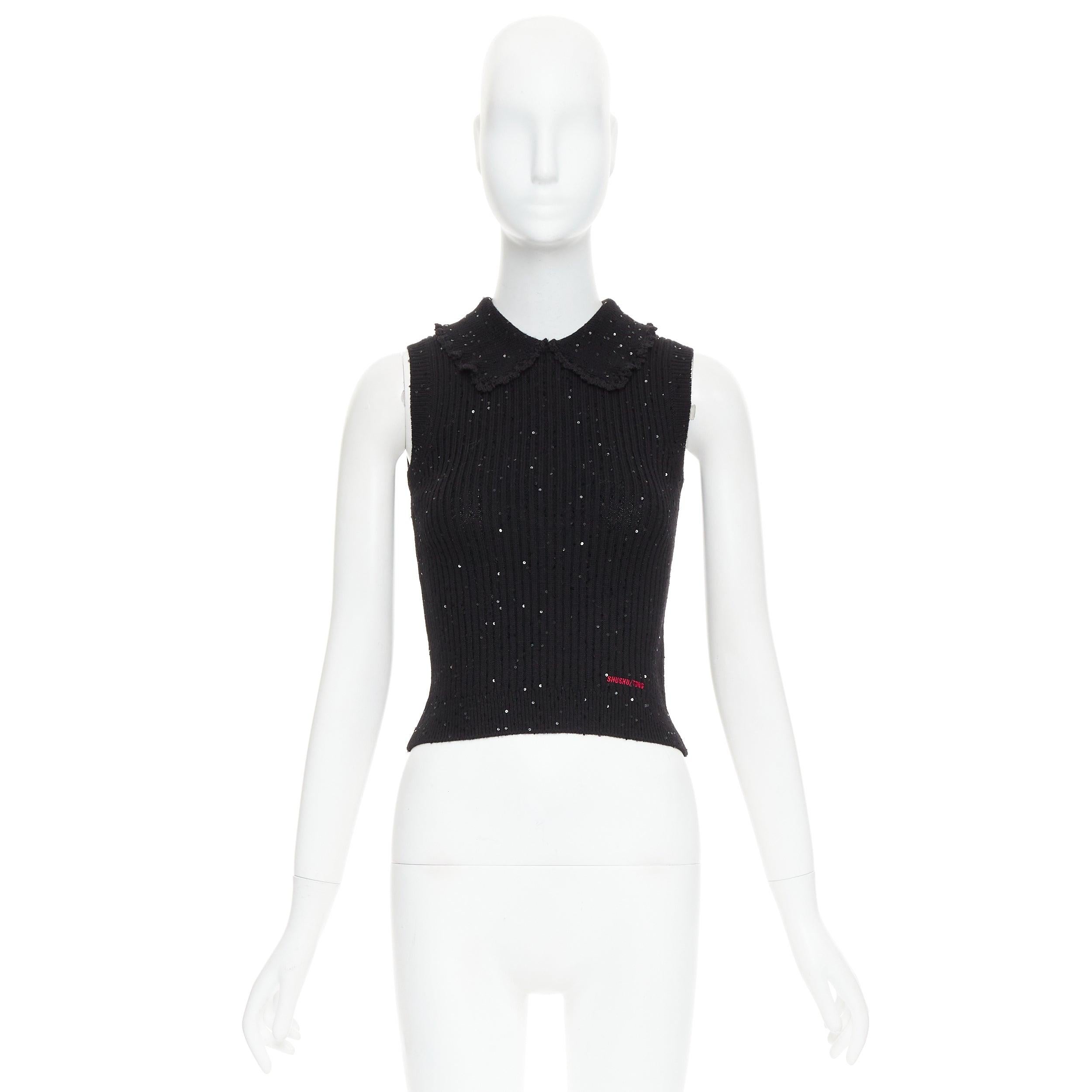 SHUSHU TONG black sequinned knit collared red logo rib crop vest UK6 XS For Sale 4