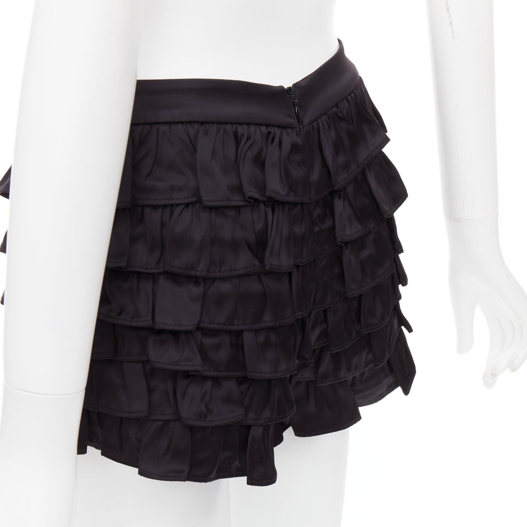 SHUSHU TONG mini shorts de viscosa negra con volantes y lazo de cristal UK6 XS en venta 2