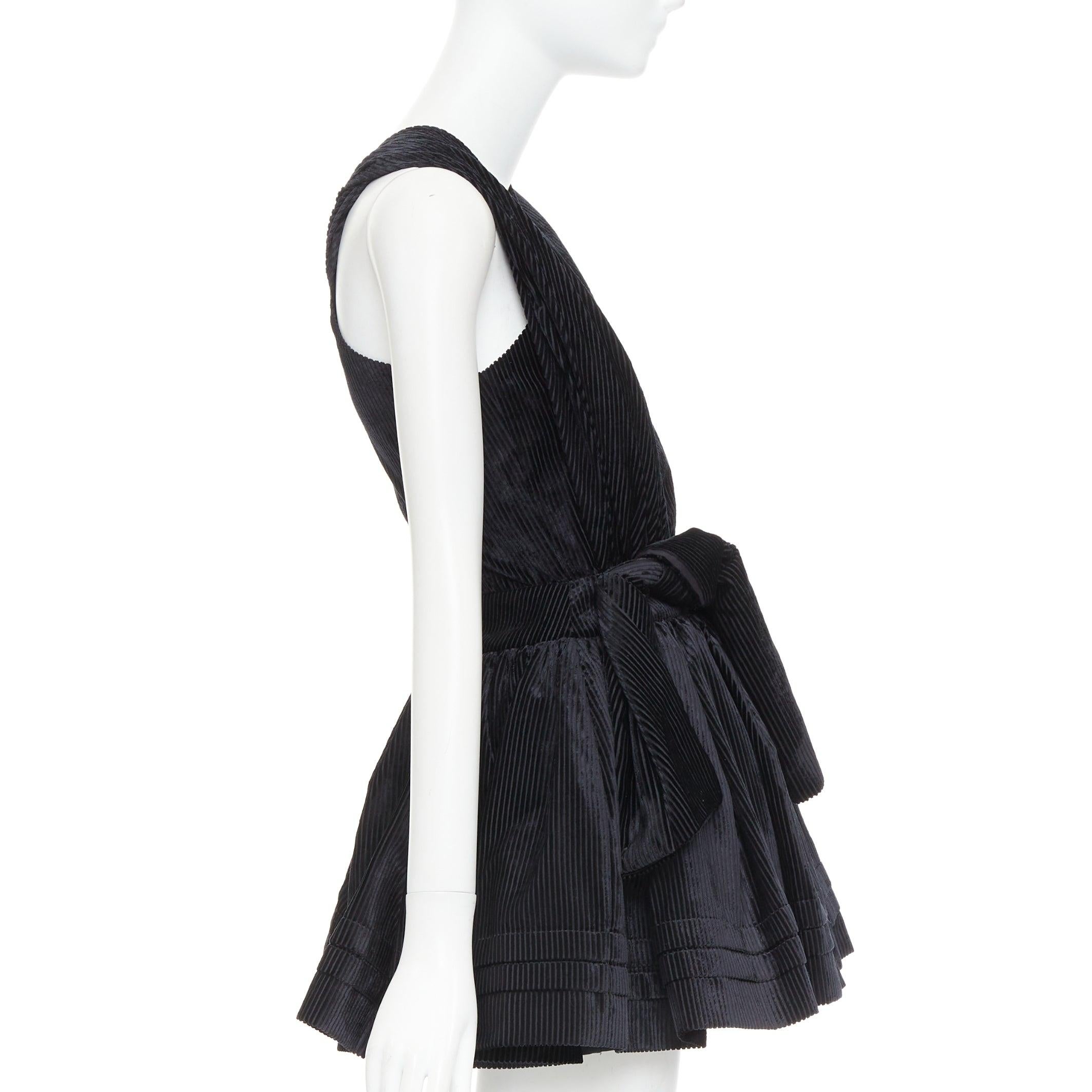 SHUSHU TONG Tuck Edge Sloping black corduroy fit flare dress UK6 XS In Excellent Condition For Sale In Hong Kong, NT