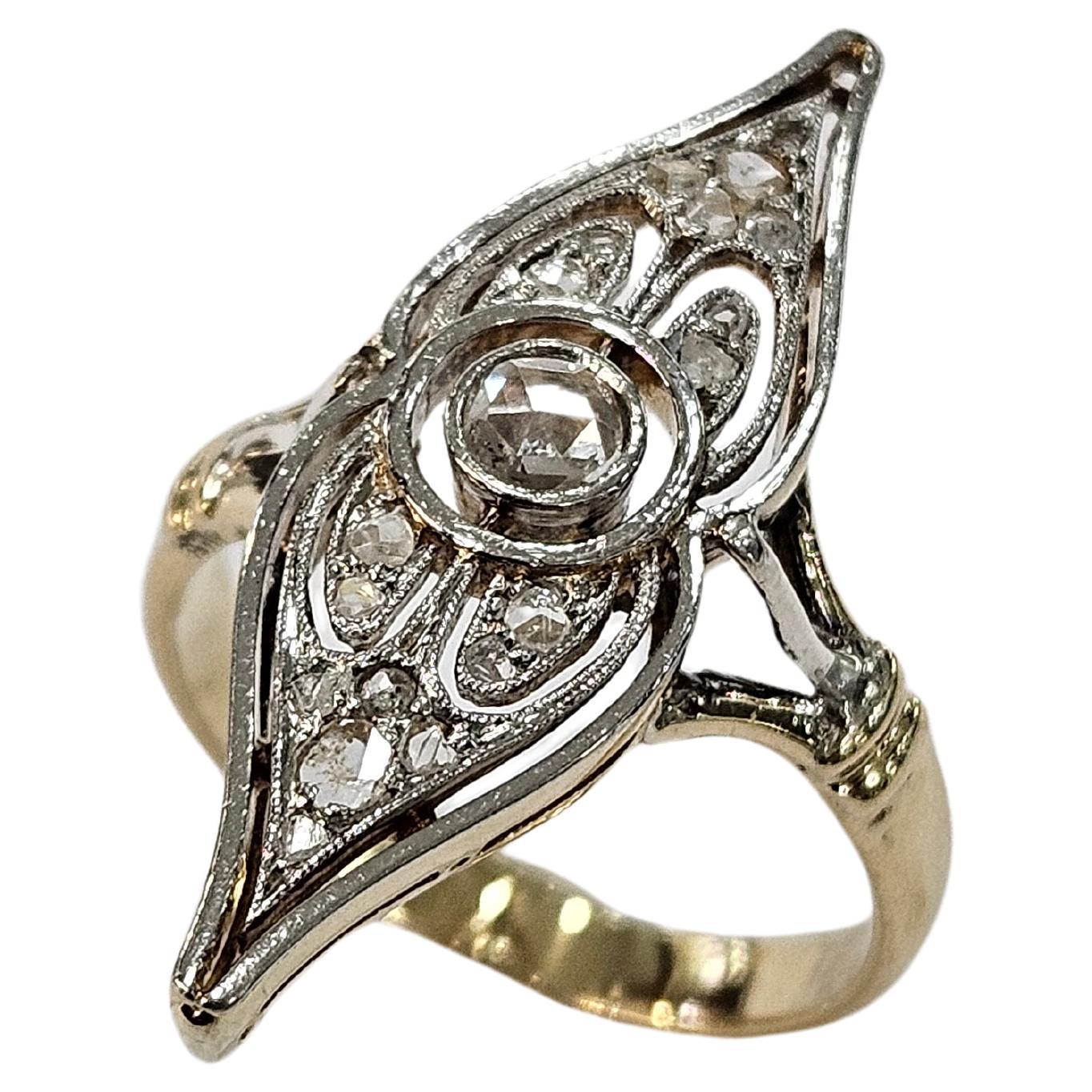 Shuttle Ring 1930er Jahre Naturdiamant Rose und Holland Cut Gold 18 kts
Platin