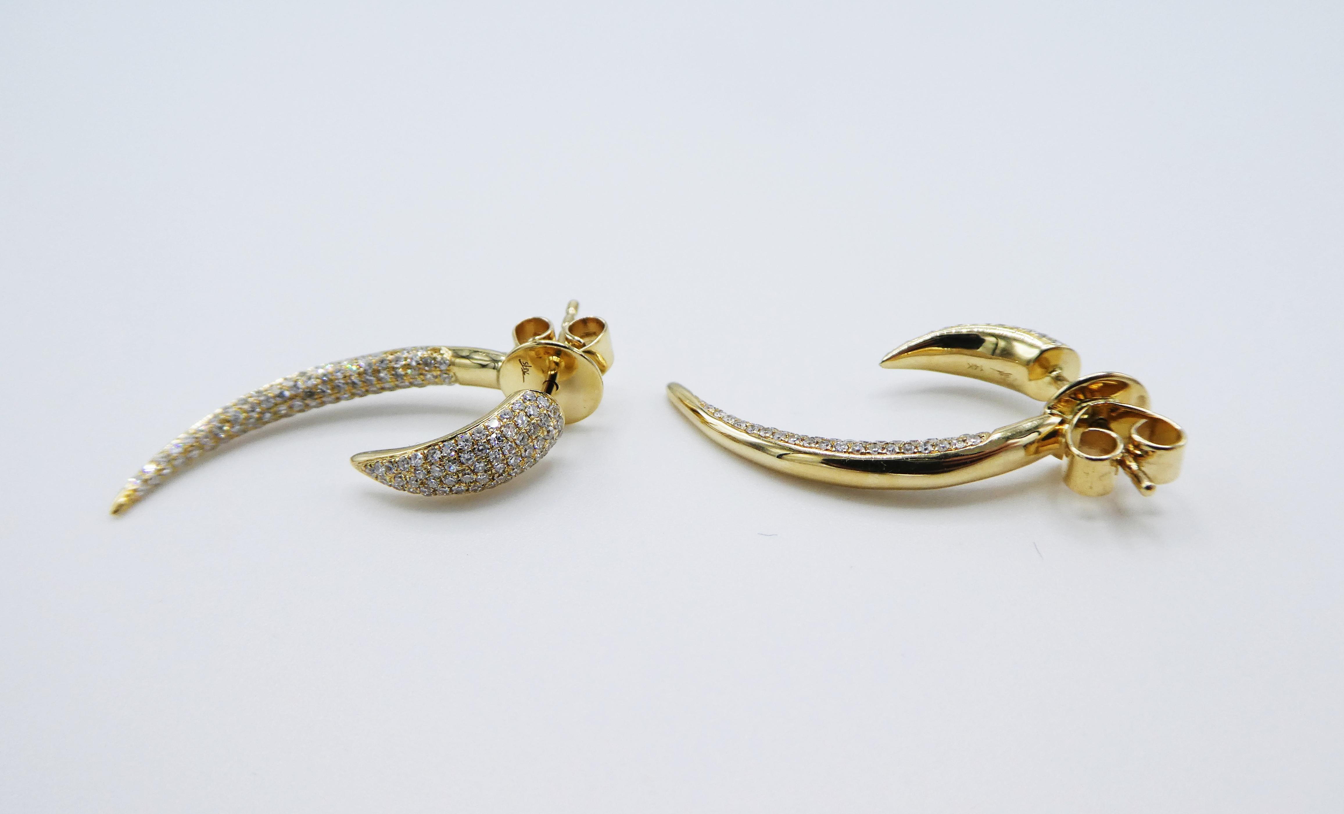 fang earing