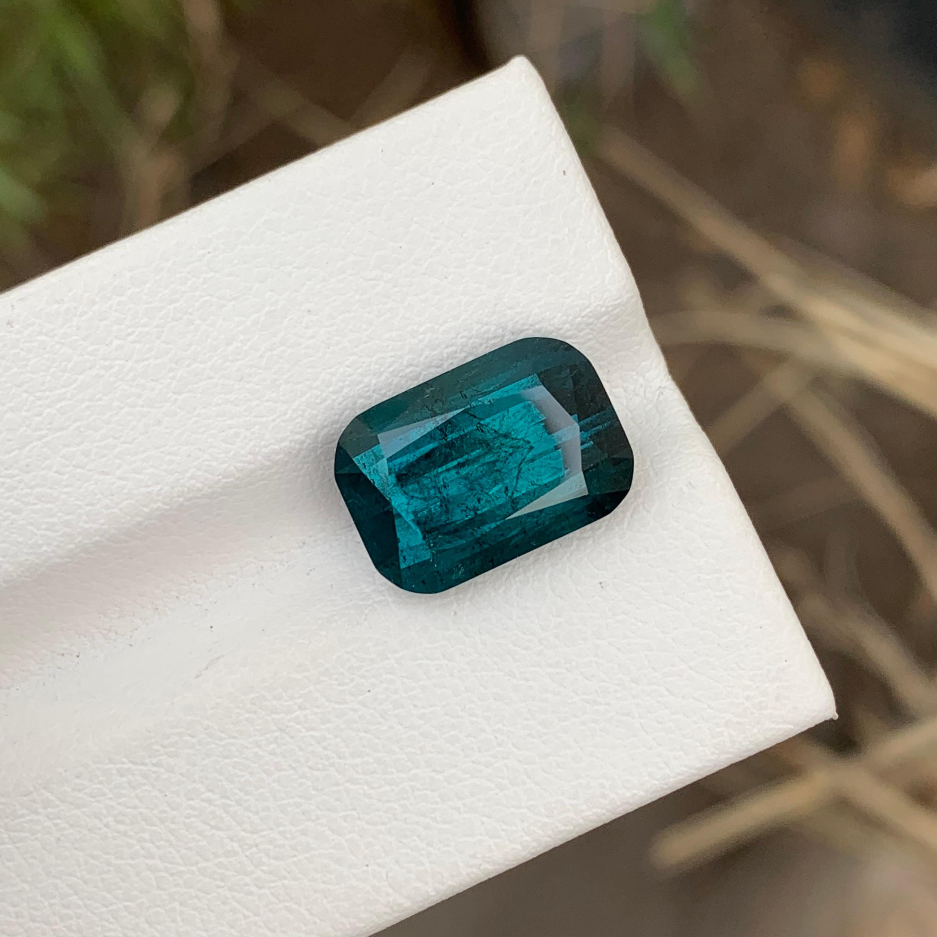 Langes Kissen, SI Reinheit 7,90 Karat, natürlicher loser blauer Indicolit-Turmalin im Angebot 7