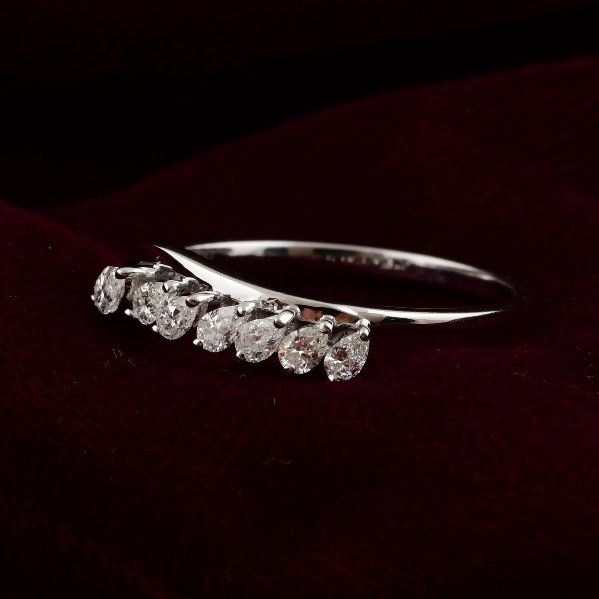 En venta: SI Claridad y HI Color Anillo Apilable de Diamantes Pera 18k Oro Blanco  5