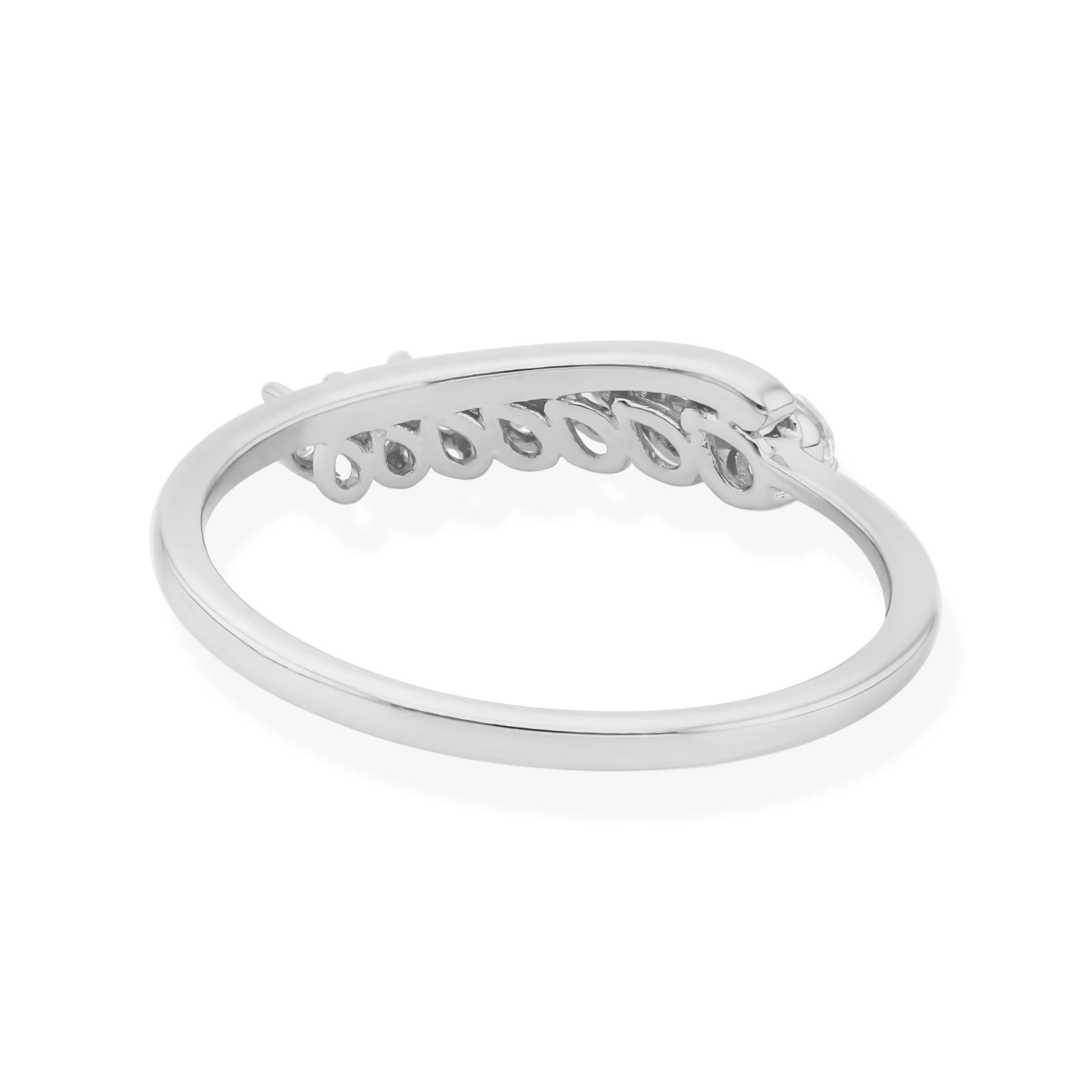 En venta: SI Claridad y HI Color Anillo Apilable de Diamantes Pera 18k Oro Blanco  9