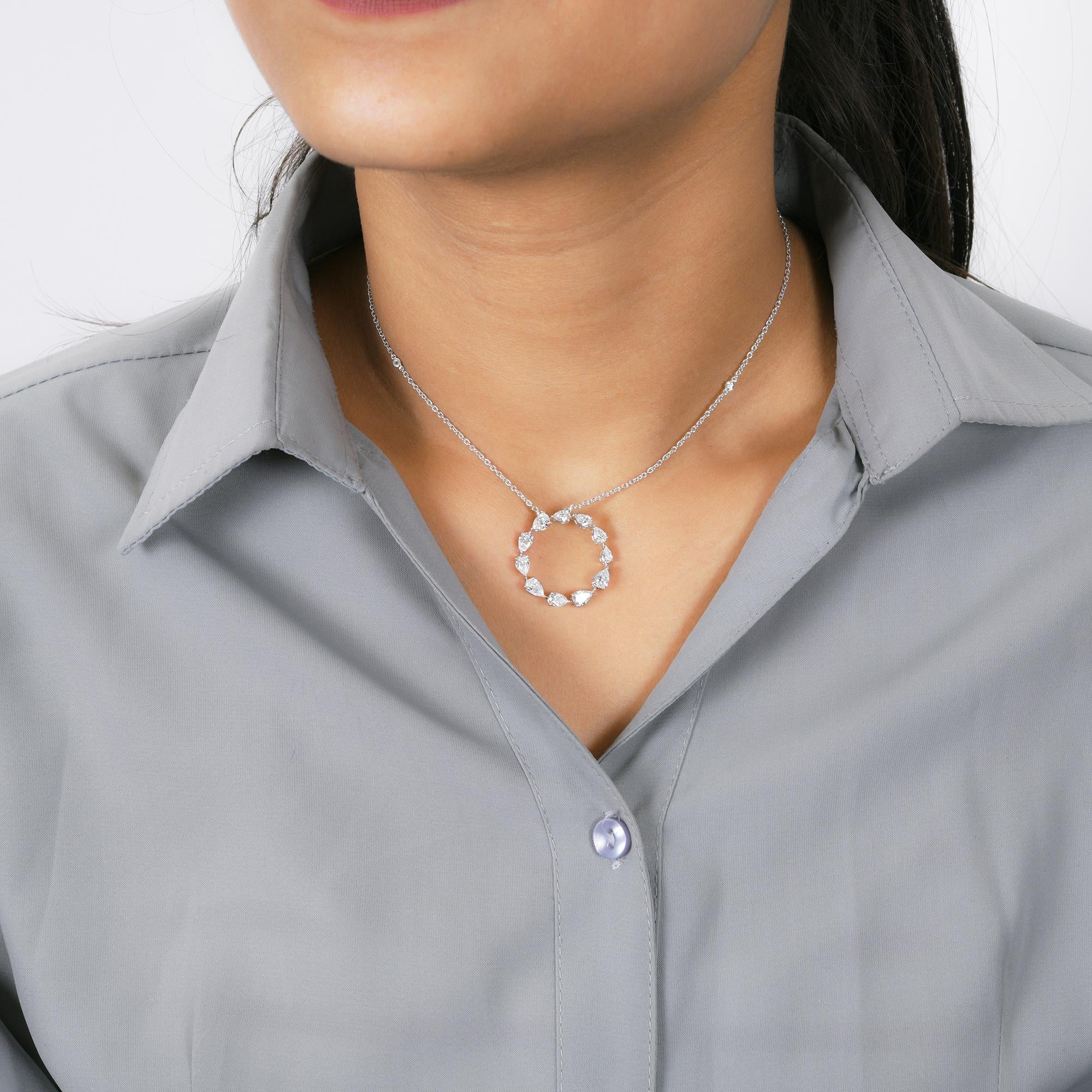 Taglio a goccia SI Clarity H Color 2.26Ct Pear Diamond Circle Collana in oro bianco 18 carati in vendita