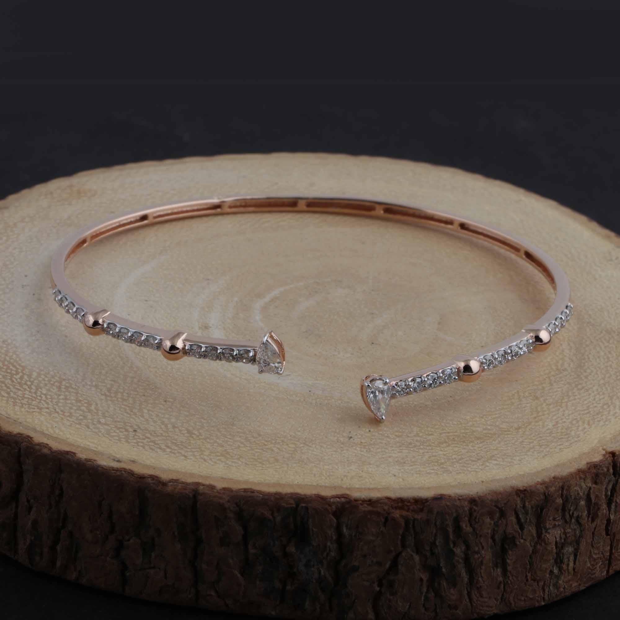 Mixed Cut SI Clarity HI Color 0.92ct Diamond 18k Rose Gold Minimalist Open Bangle Bracelet For Sale