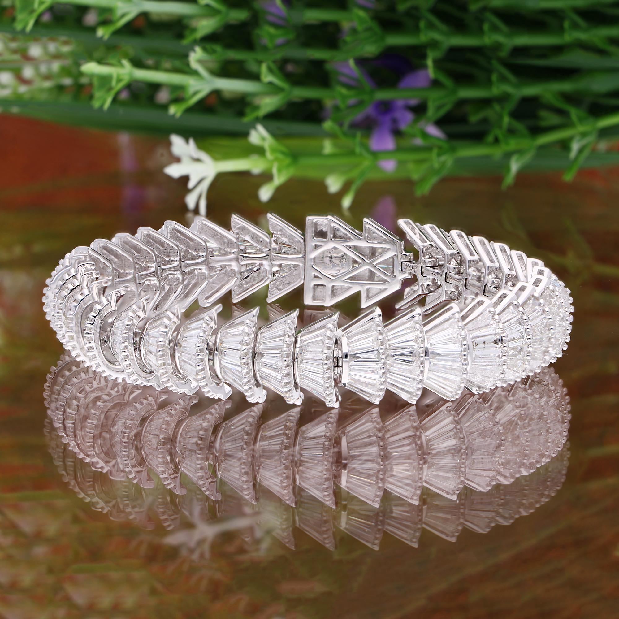 SI Claridad HI Color Pulsera de Diamantes Baguette Oro Blanco 18 Kilates Joyería Fina en venta 1