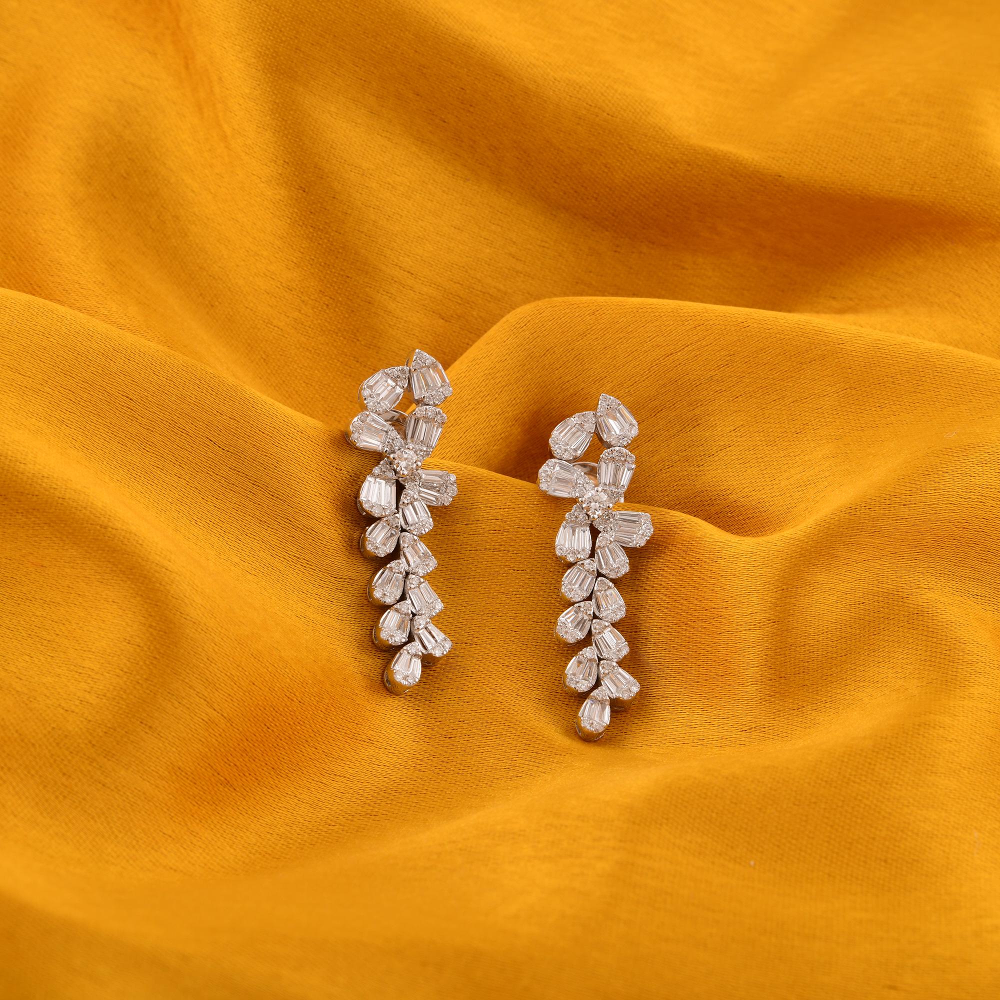 Modern SI Clarity HI Color Baguette Diamond Dangle Earrings 14 Karat White Gold Jewelry For Sale