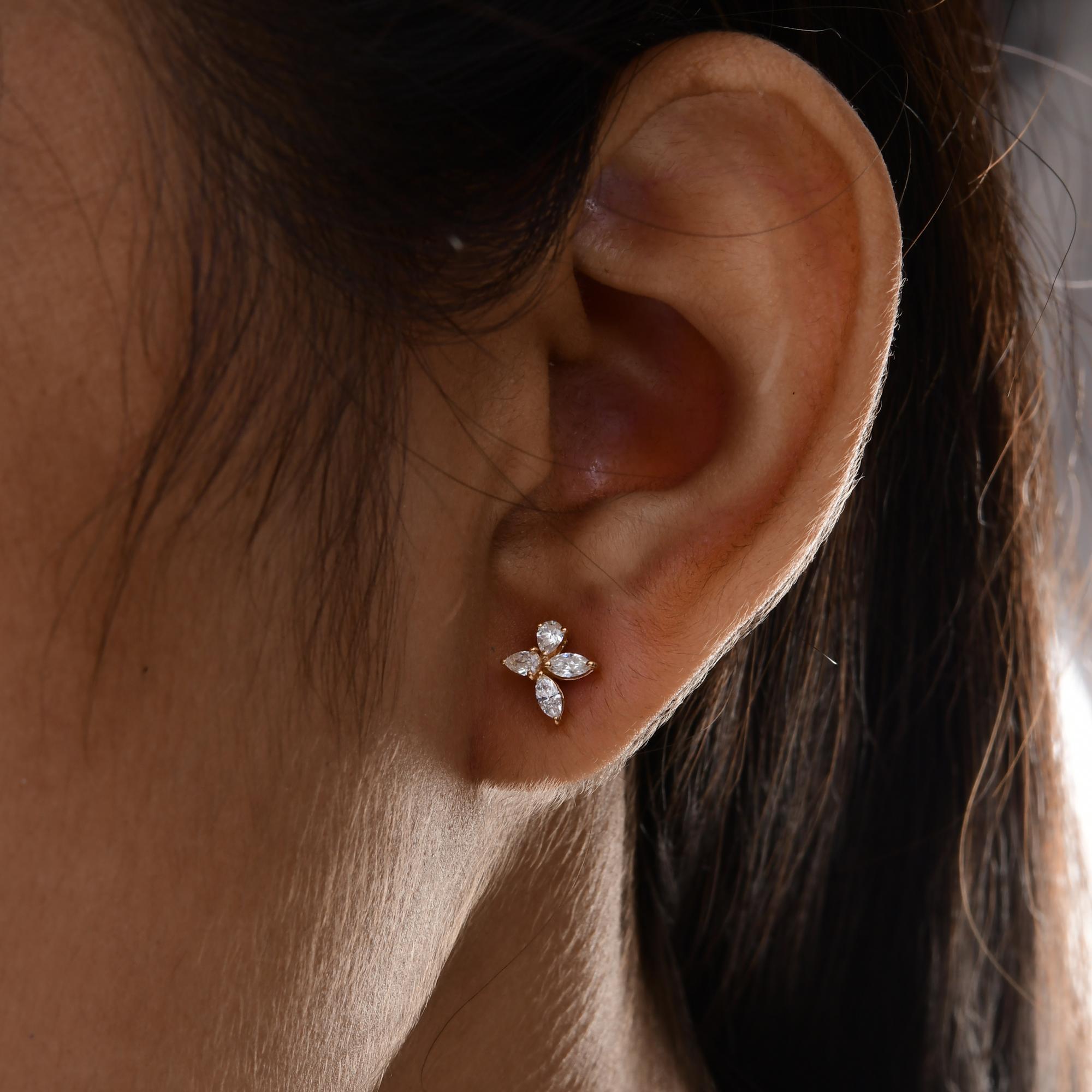 SI Reinheit HI Farbe Brillantschliff Diamant-Ohrstecker 18 Karat Gelbgold (Tropfenschliff) im Angebot