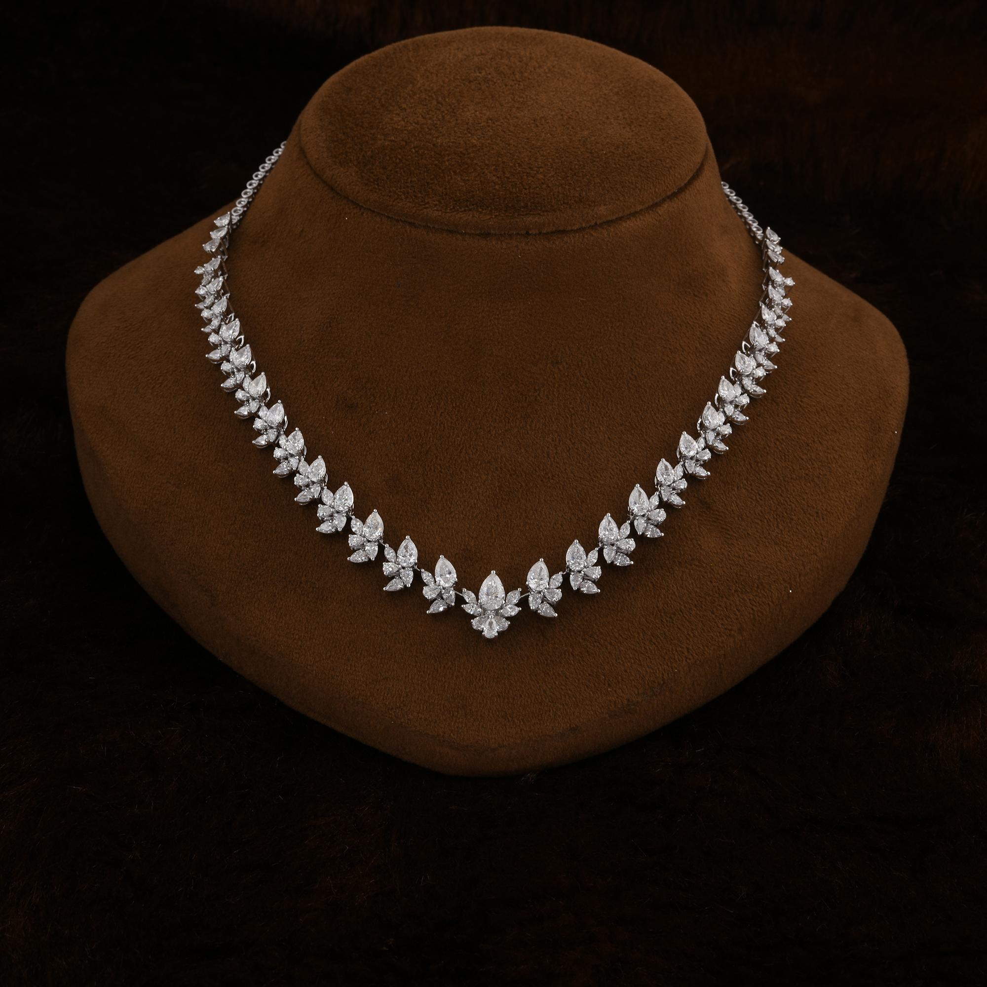 Taille poire Collier à breloques en or blanc 14 carats avec diamants poire de couleur SI Clarity HI en vente