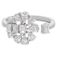 Bague manchette de pureté SI couleur poire et diamant taille émeraude en or blanc 18 carats