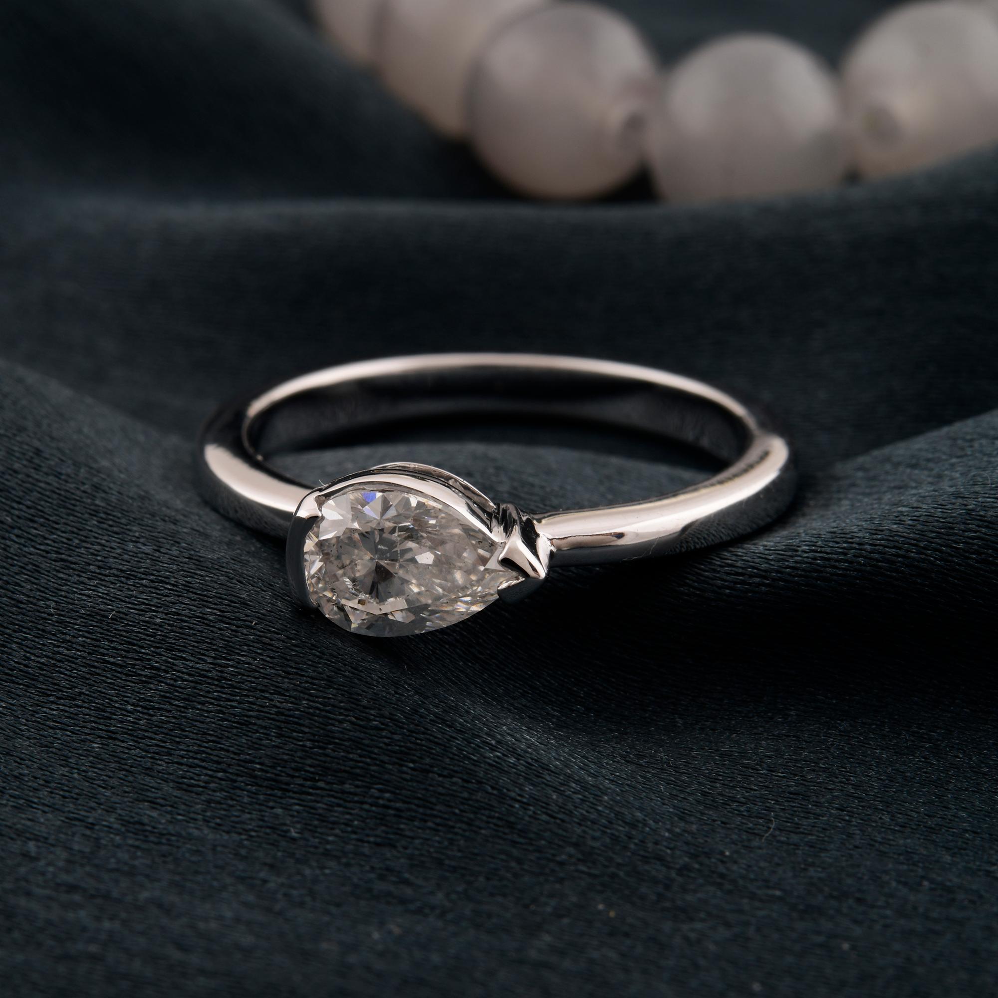 SI Clarity HI Color Solitaire Pear Diamond Wedding Ring 14 Karat White Gold In New Condition For Sale In Diera, Dubai