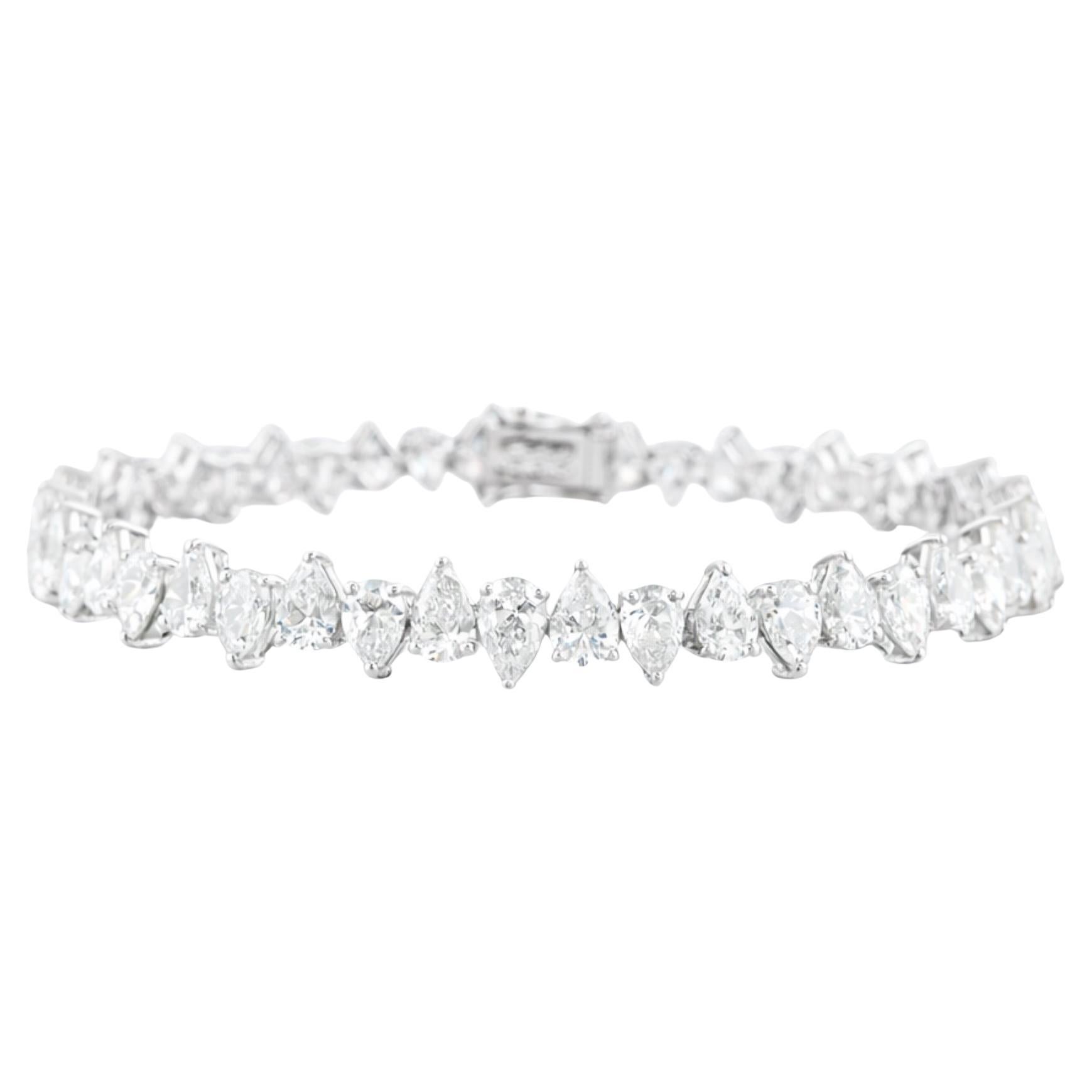 SI/H 13.05 Pear Cut Diamond Engagement Tennis Bracelet 18k Solid White Gold For Sale