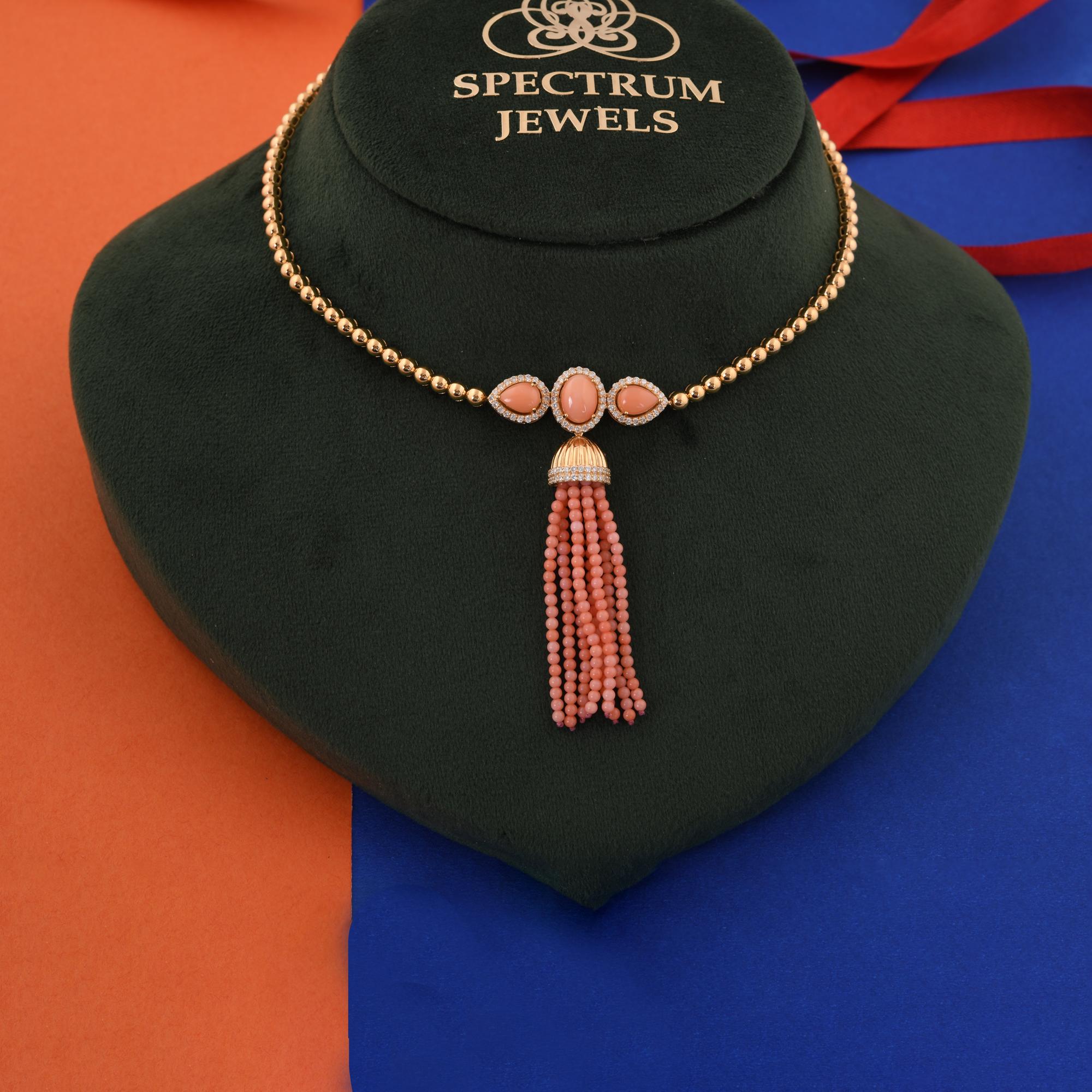 Moderno SI/H Diamante Diamante Corallo Gemma Collana con perline e nappe in oro giallo 18 carati in vendita