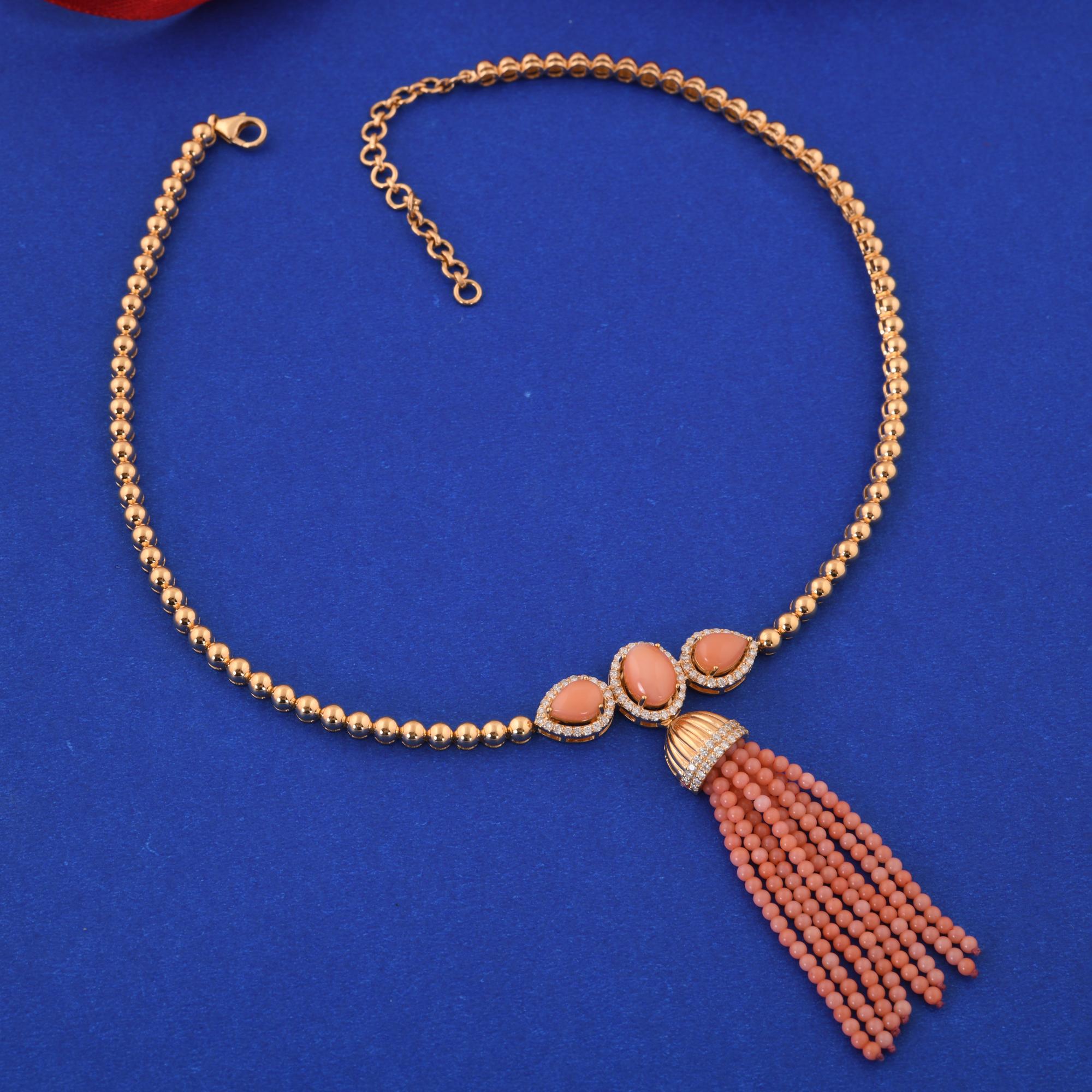 SI/H Diamante Diamante Corallo Gemma Collana con perline e nappe in oro giallo 18 carati In condizioni Nuovo in vendita a Diera, Dubai