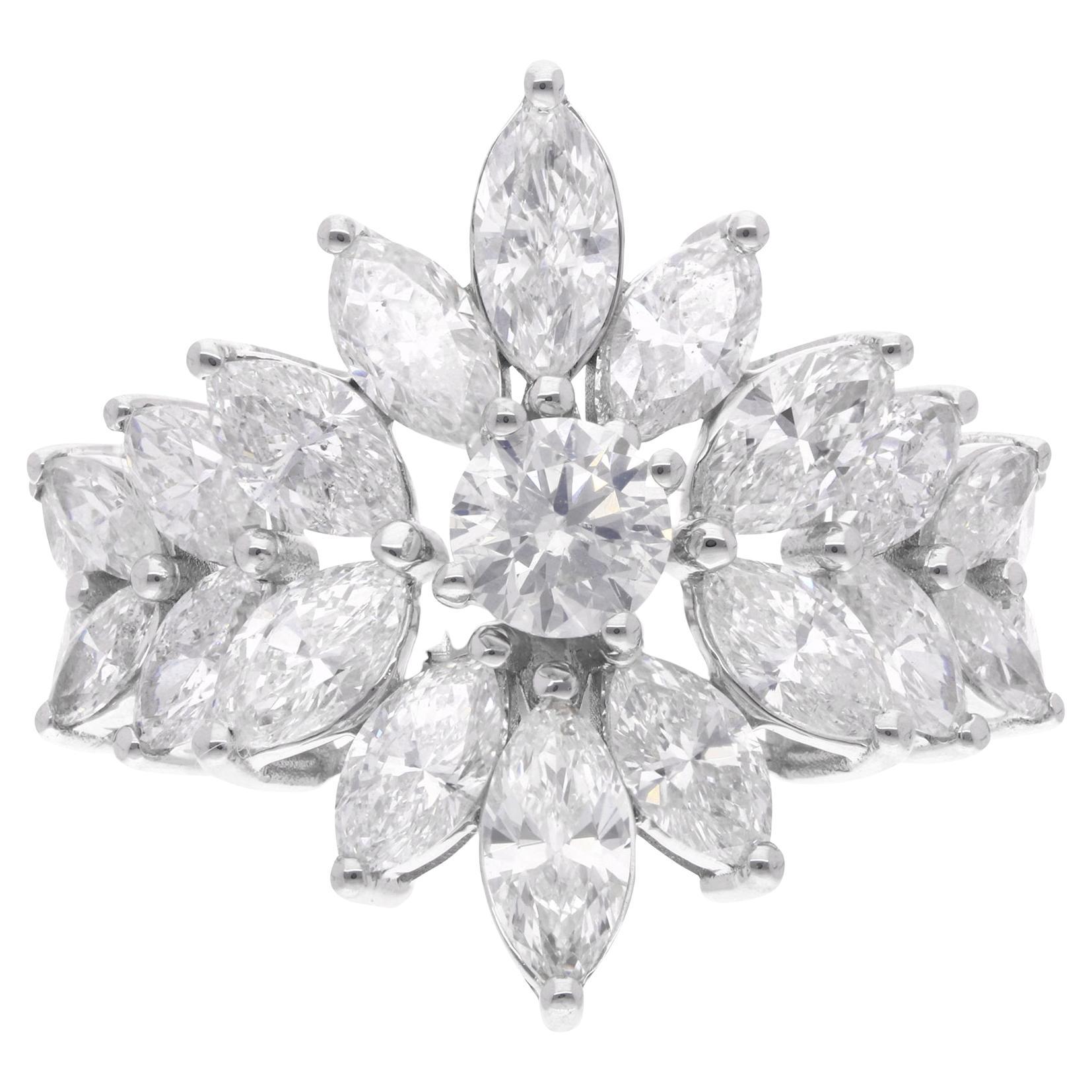 SI/H Marquise
Round Diamond Cluster Ring Gioielli in oro bianco 18 carati 4,23 Ct.