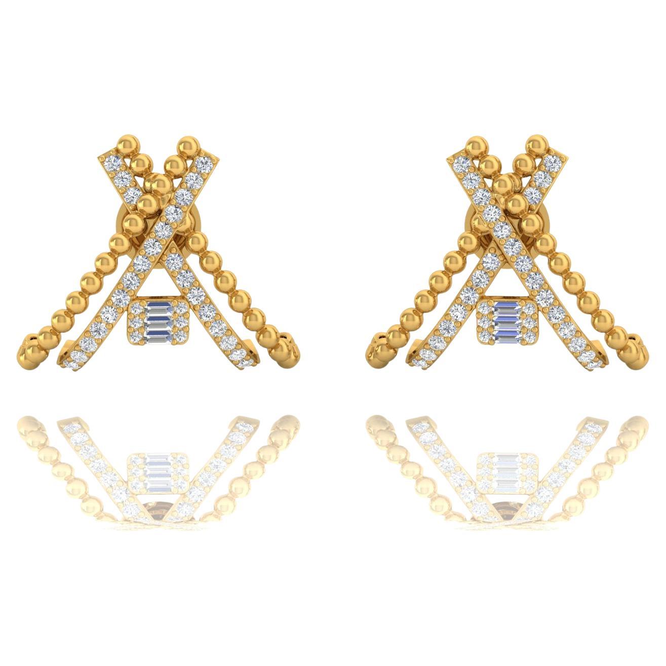 Boucles d'oreilles demi-cerceaux en or jaune 18 carats avec diamant baguette SI/HI en forme de croix