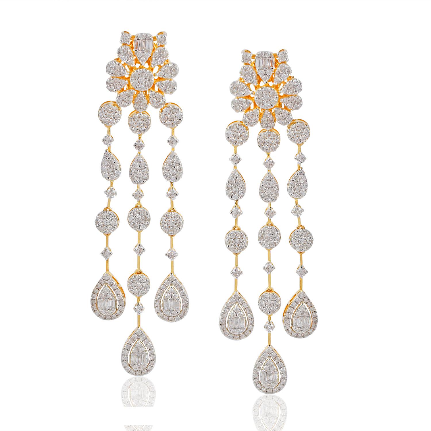 Women's SI/HI Baguette Diamond Round Diamond Chandelier Earrings 18 Karat Yellow Gold For Sale