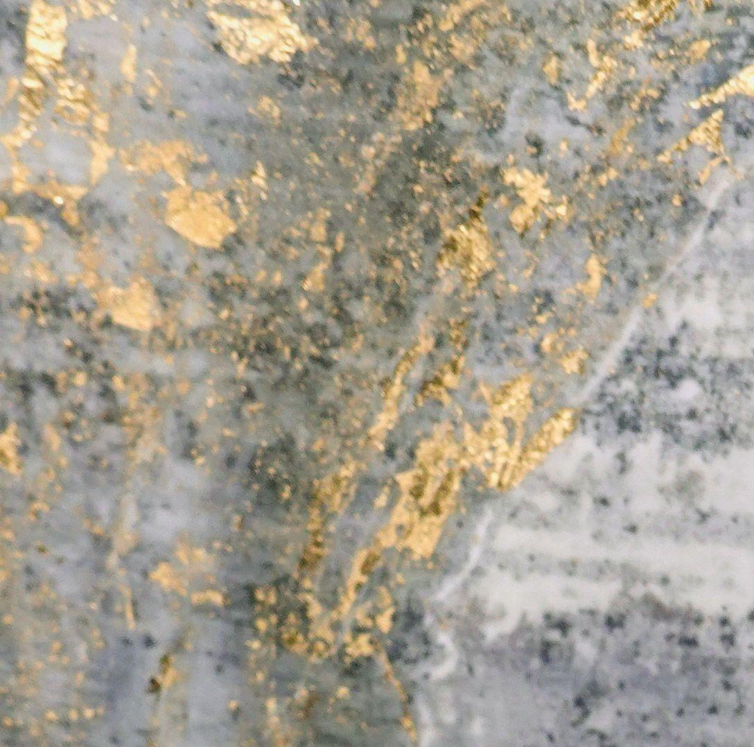 Altalena  XXVIII     si tratta di immaginazione, di qualcosa che ti attrae.    Un pezzo unico a tecnica mista su carta.  Eleganza, la pergamena pesante è trattata con foglia d'oro.  La foto viene poi trasferita su questo sfondo elaborato e