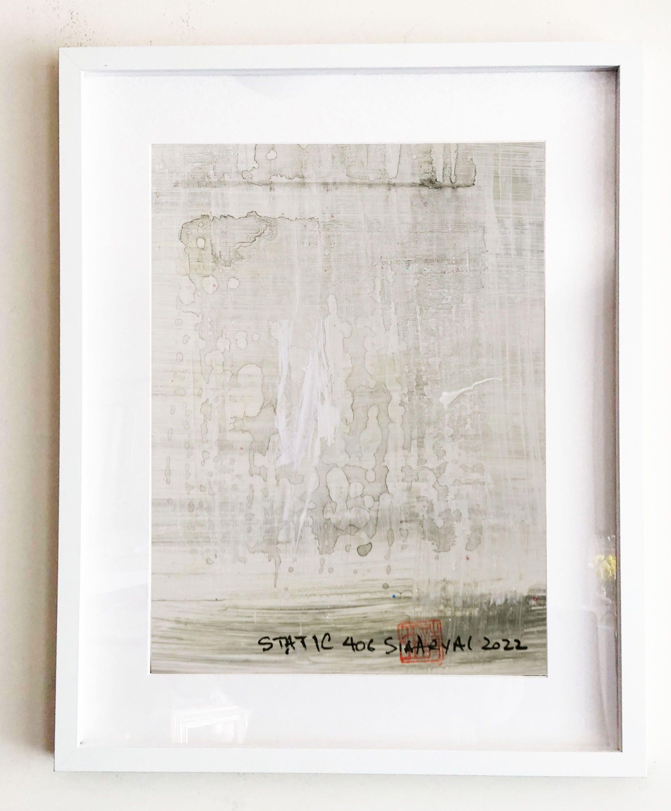 Static 406 Abstraktes minimalistisches gerahmtes Gemälde, Acryl auf Papier (Zeitgenössisch), Painting, von Sia Aryai