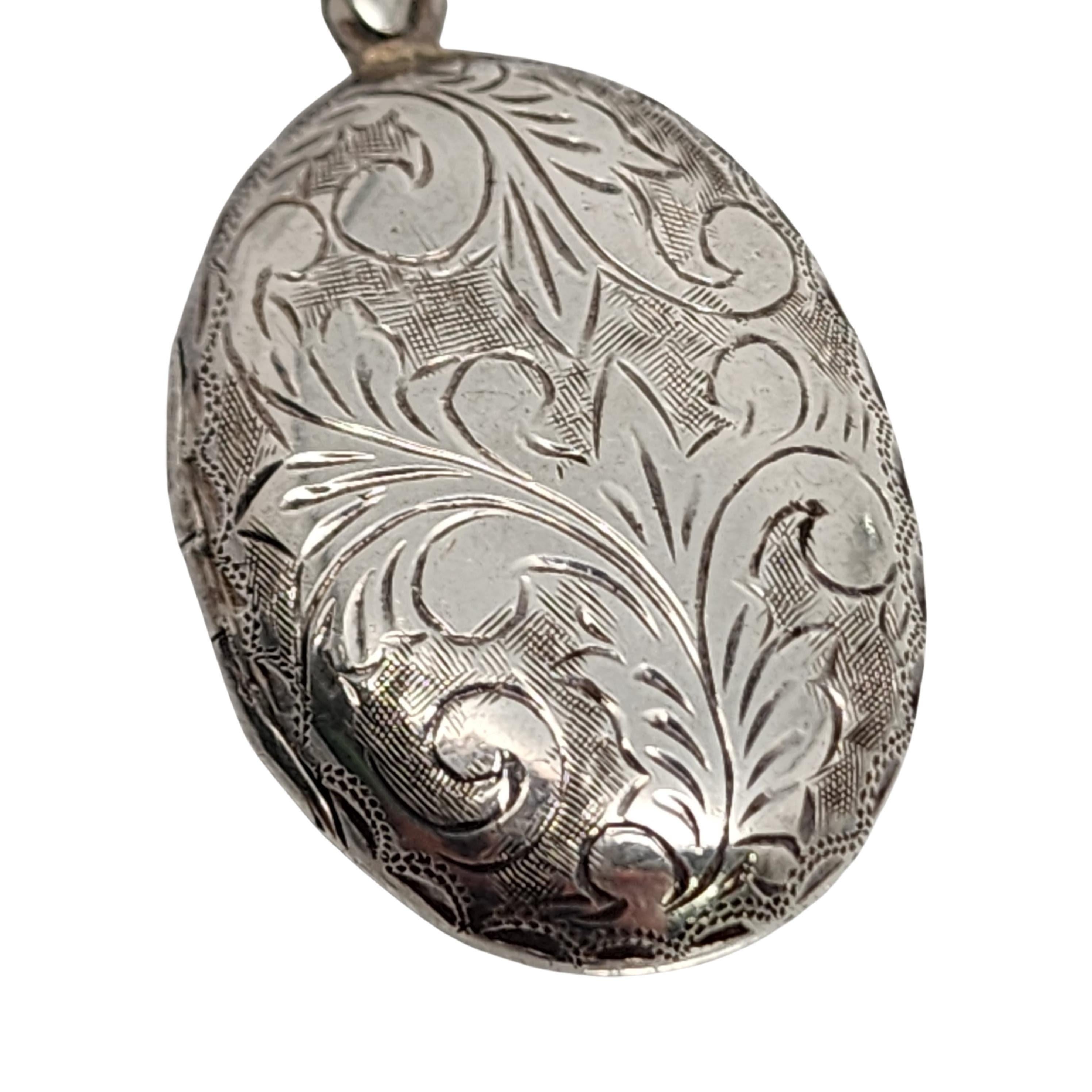 Siam Sterling Silver Etched Oval Locket #15130 In Good Condition For Sale In Washington Depot, CT