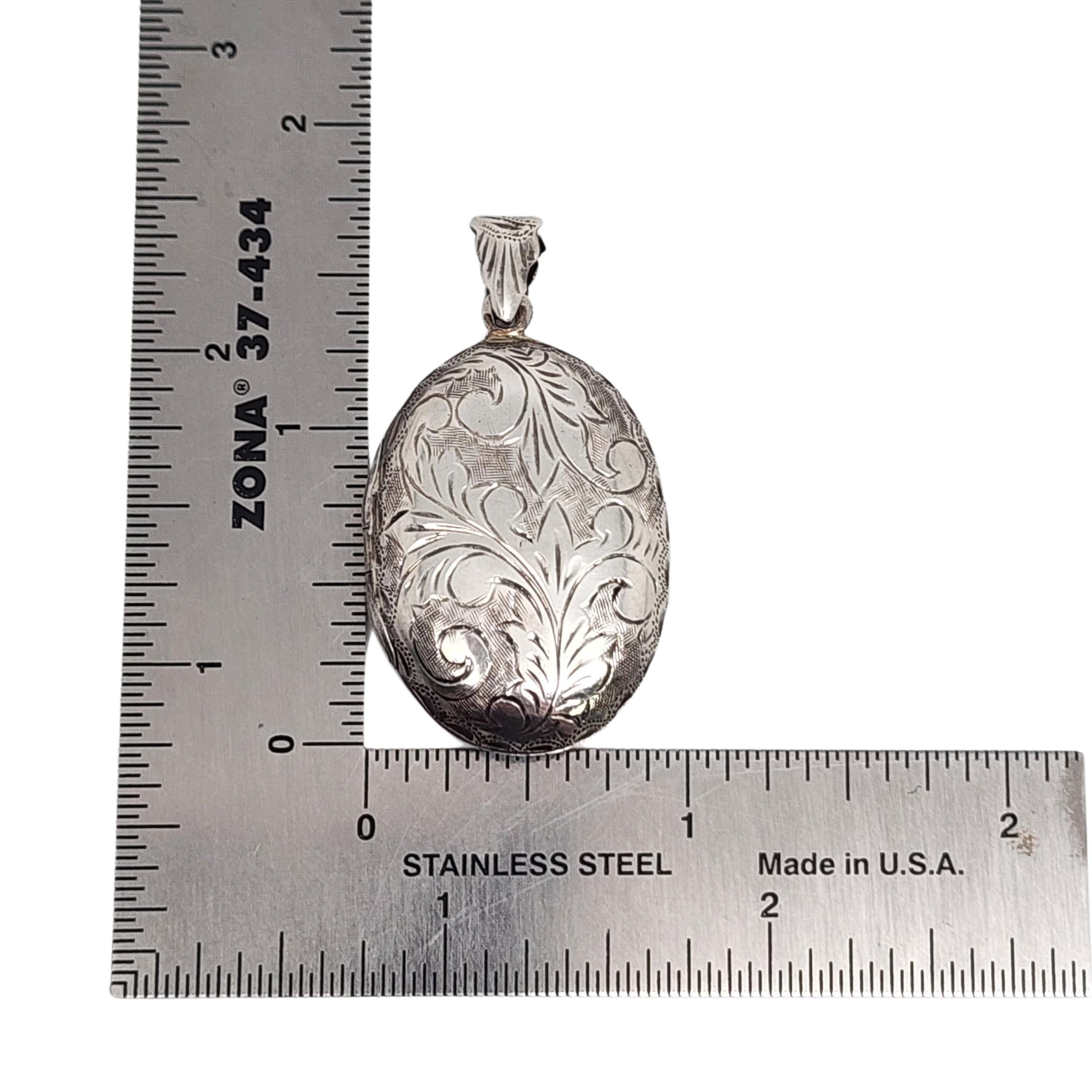Siam Sterling Silver Etched Oval Locket #15130 For Sale 2
