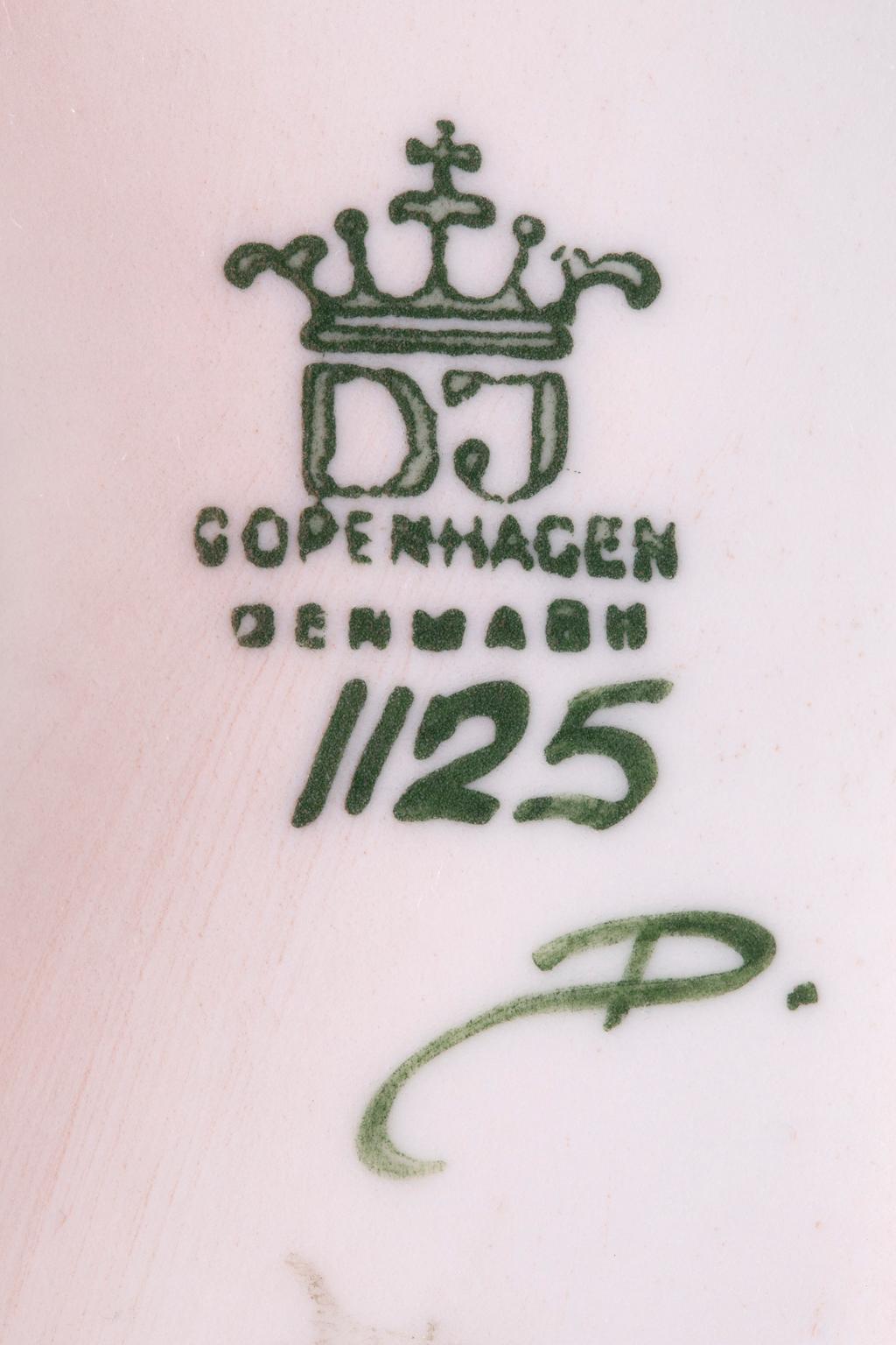 Kopenhagener Dahl Jensen-Porzellanfigur „SIAMESE DANCER“ #1125 im Angebot 8