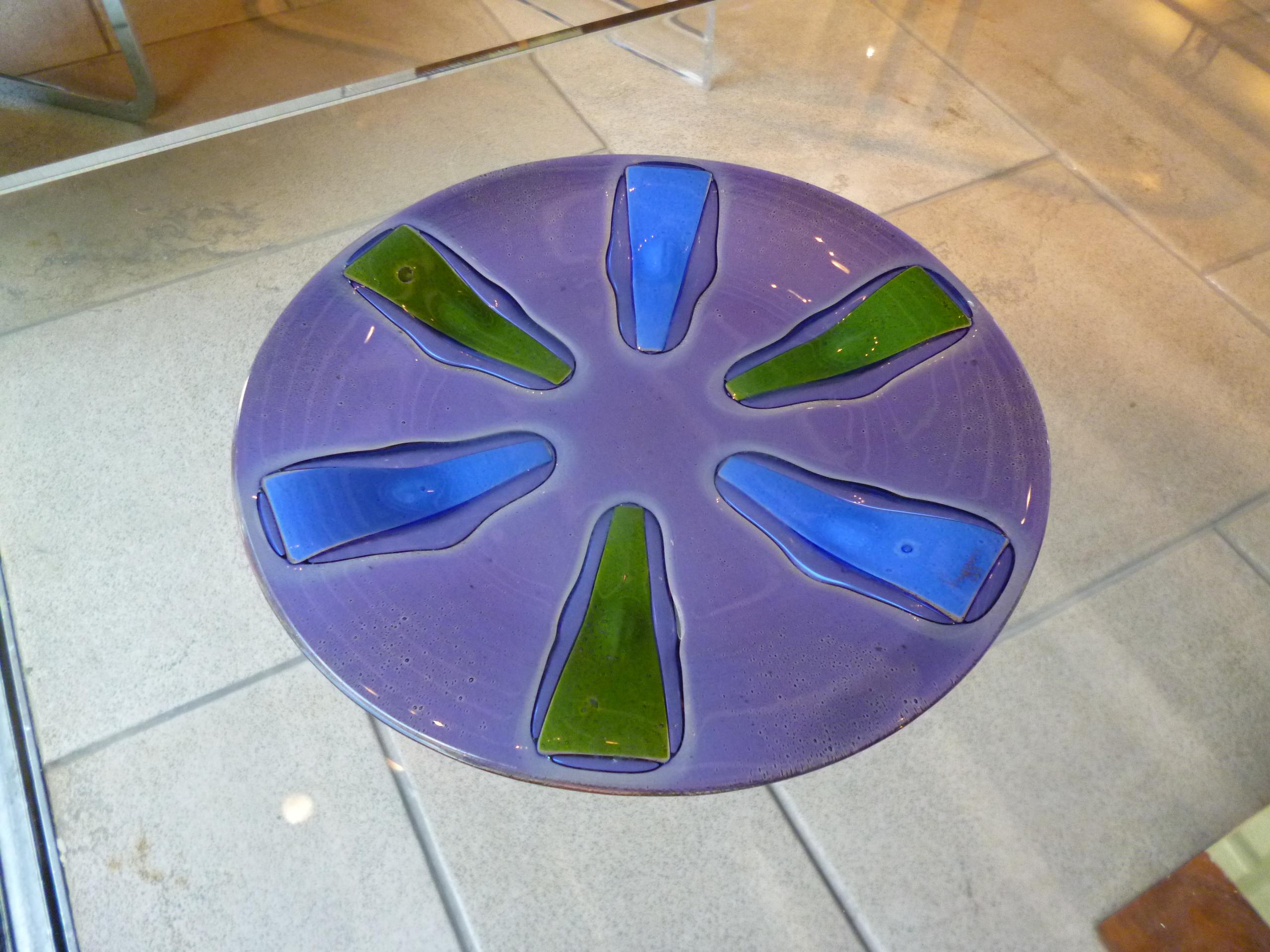 American Siamese Purple Circular Fused Glass Higgins Plate