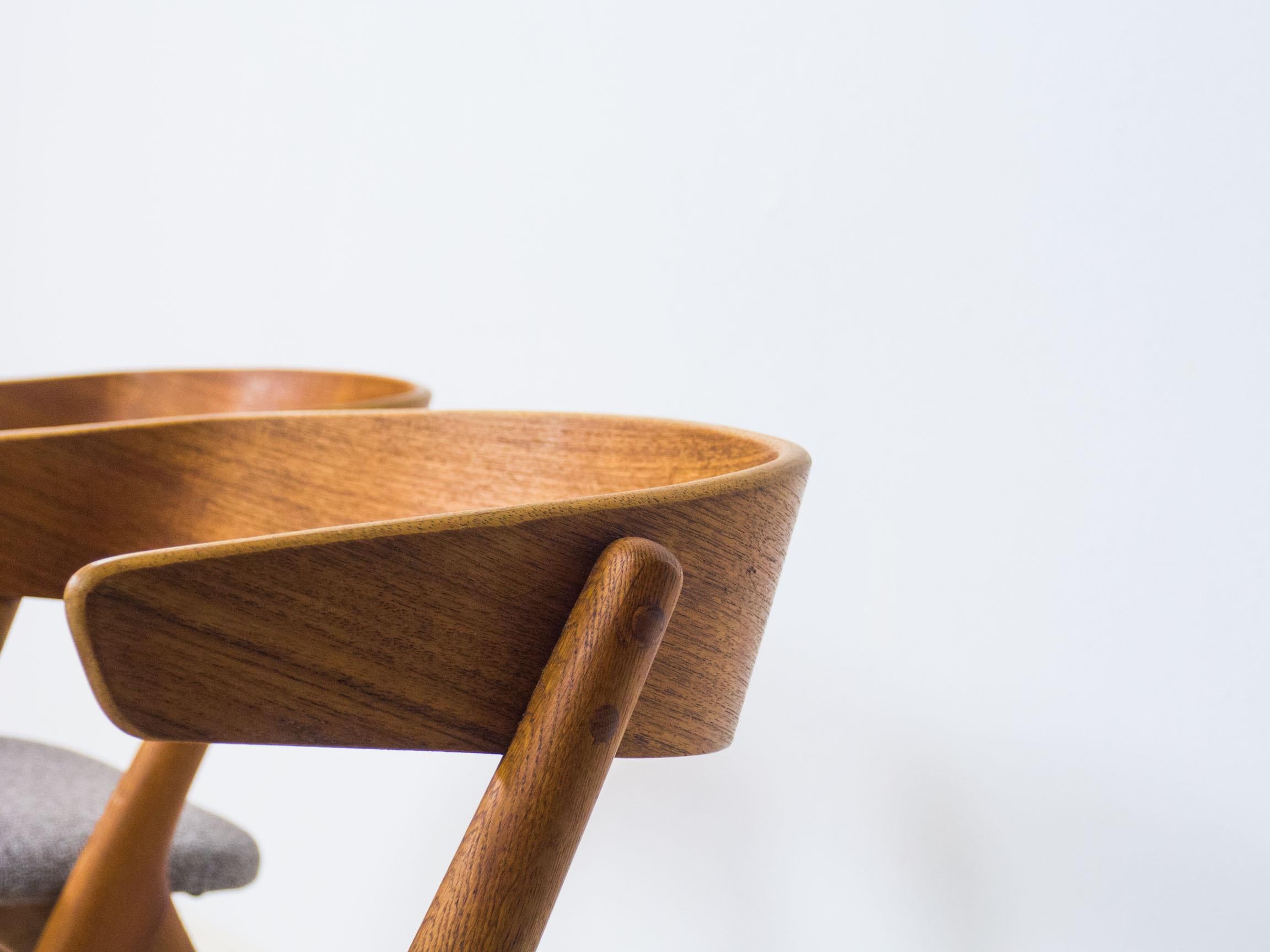Sibast Møbler model ‘no. 9’ teak & oak dining chairs – Helge Sibast  1