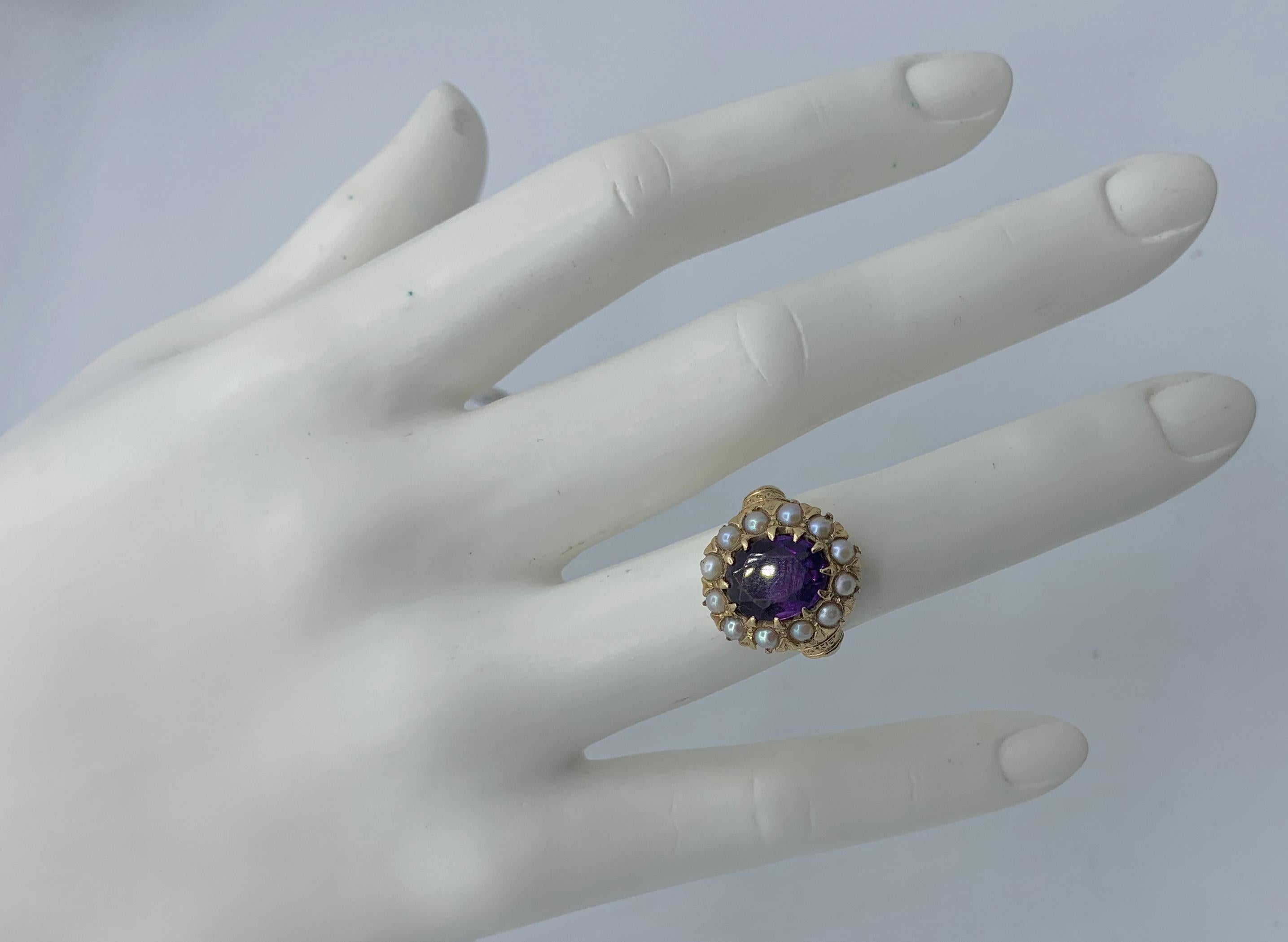 Siberian Amethyst Pearl Halo Ring 14 Karat Yellow Gold In Good Condition In New York, NY