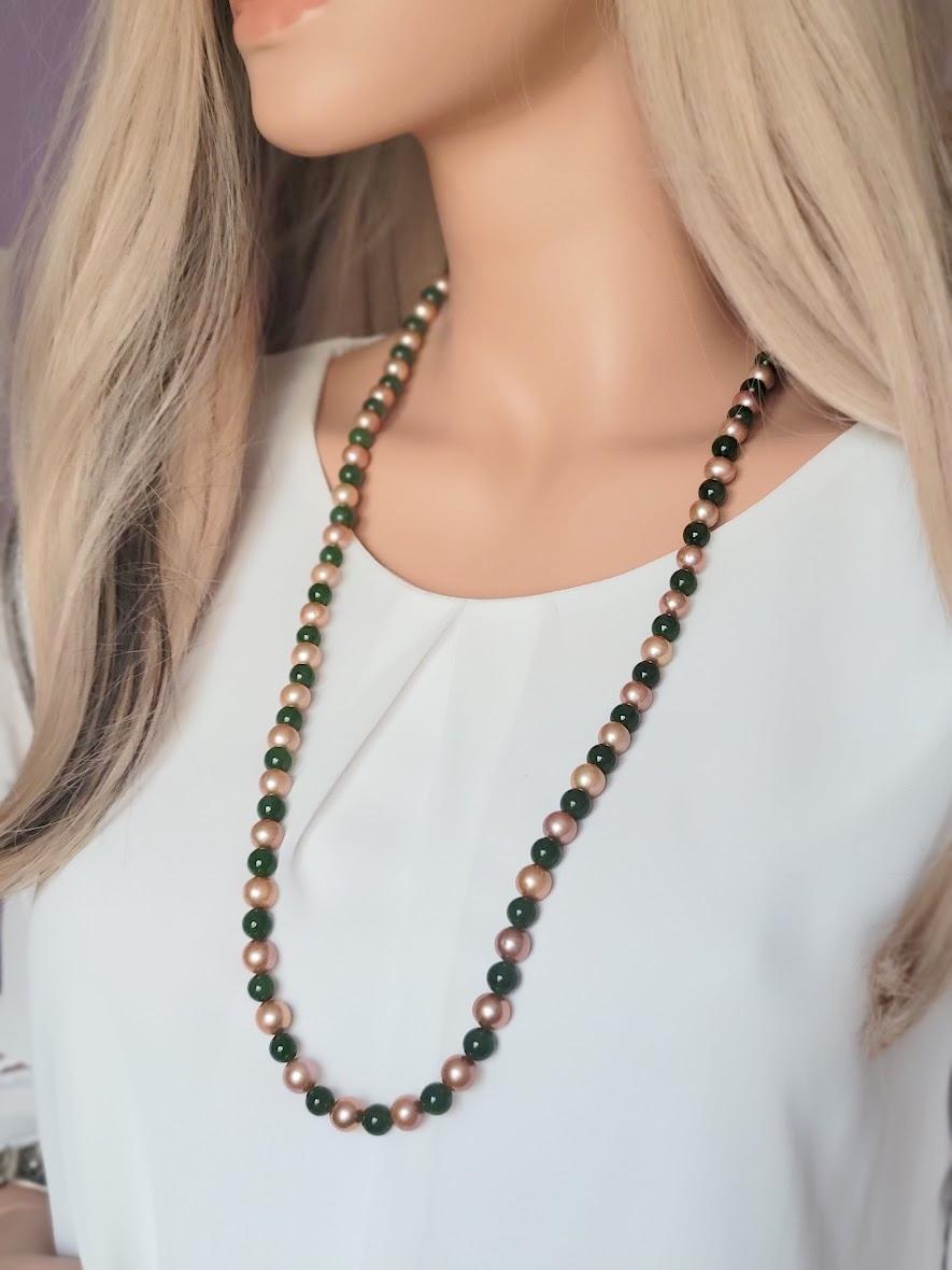 Siberian Nephrite Jade and Freshwater Pearls Necklace For Sale 2