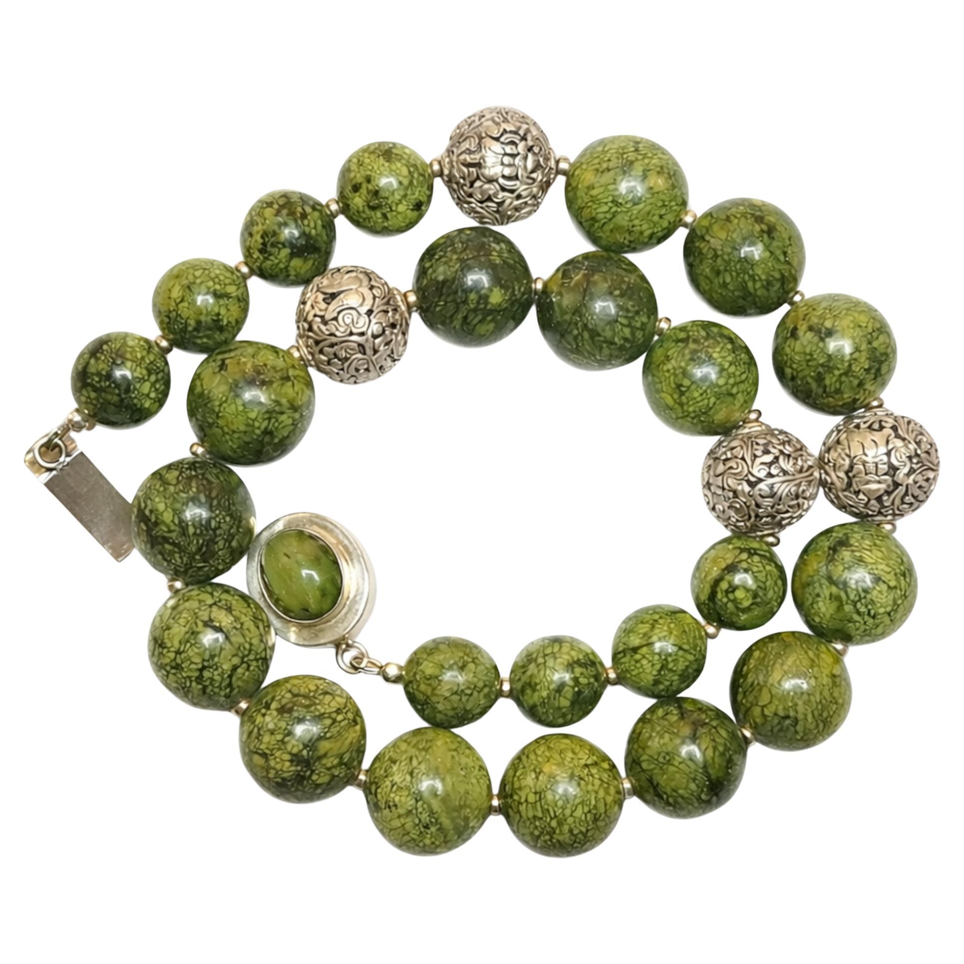 Siberian Serpentine Beaded Necklace 20.5" with Sterling Silver Serpentine Clasp For Sale