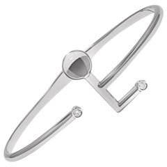 Sibylle von Munster Simple Circle Rock Crystal Cabochon Diamond in 18 Karat