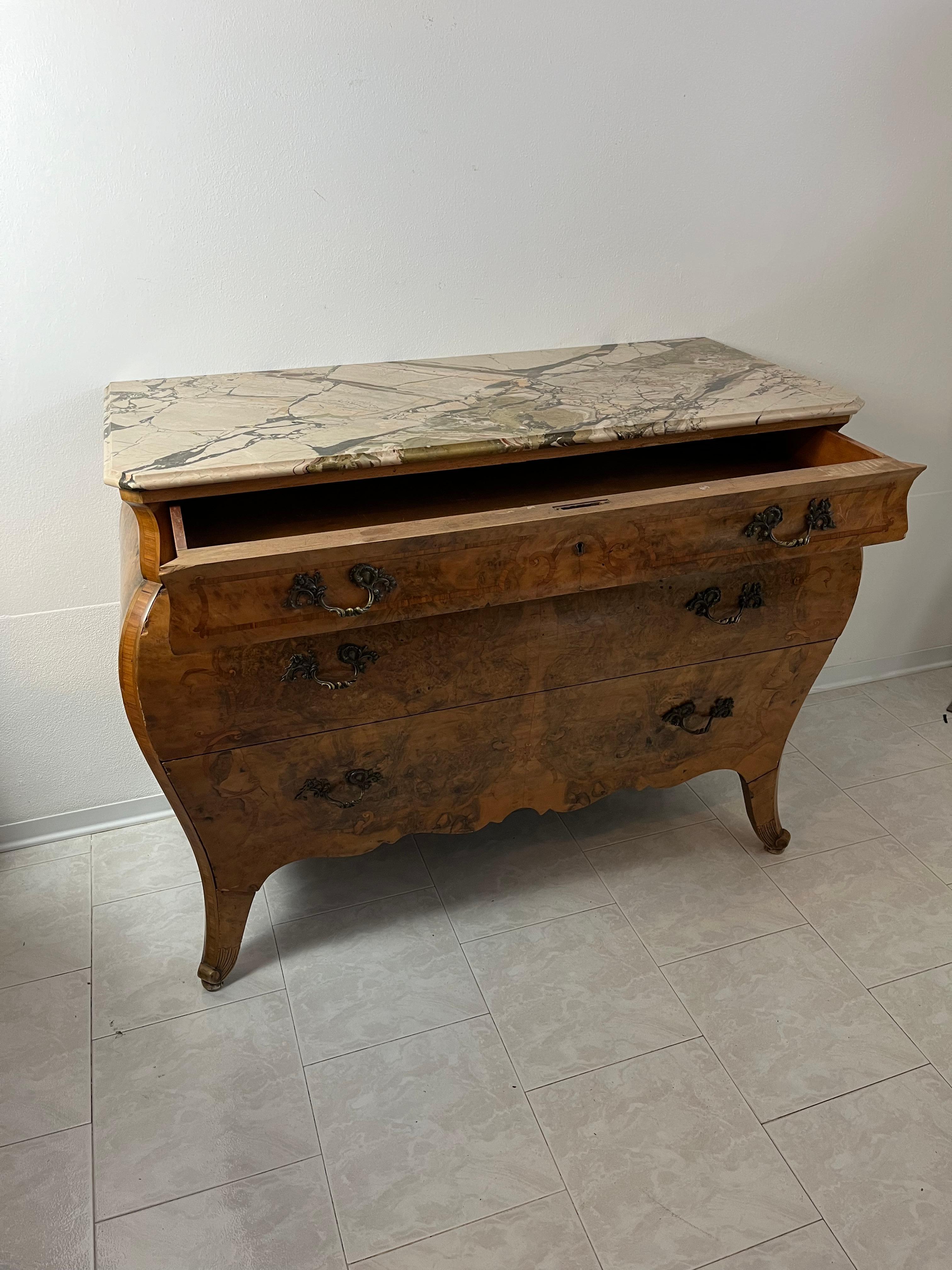Sicilian Wooden Chest Of Drawers, Marble Top, 1930s In Good Condition For Sale In Palermo, IT