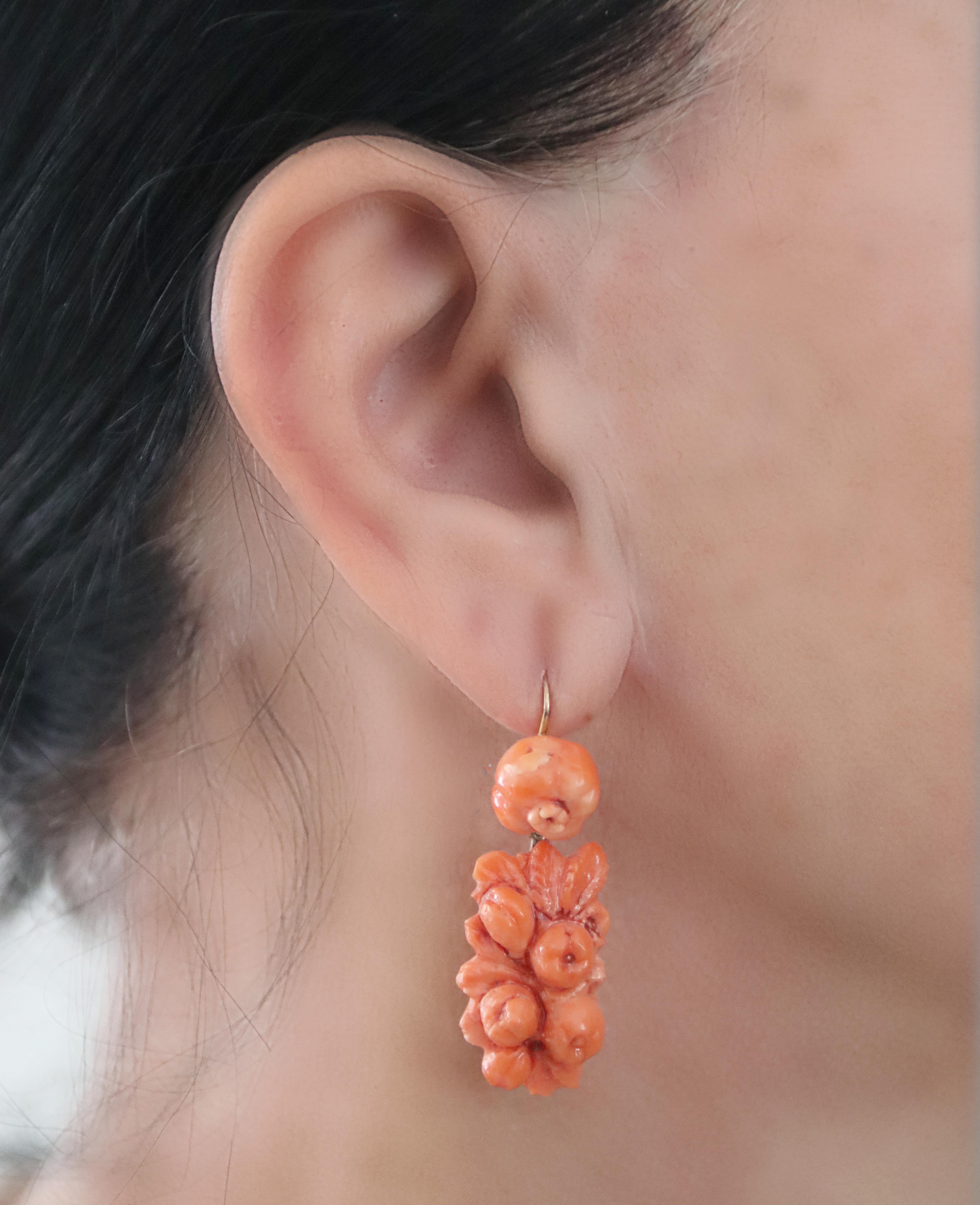 Sicily Coral 9 Karat Yellow Gold Drop Earrings For Sale 1
